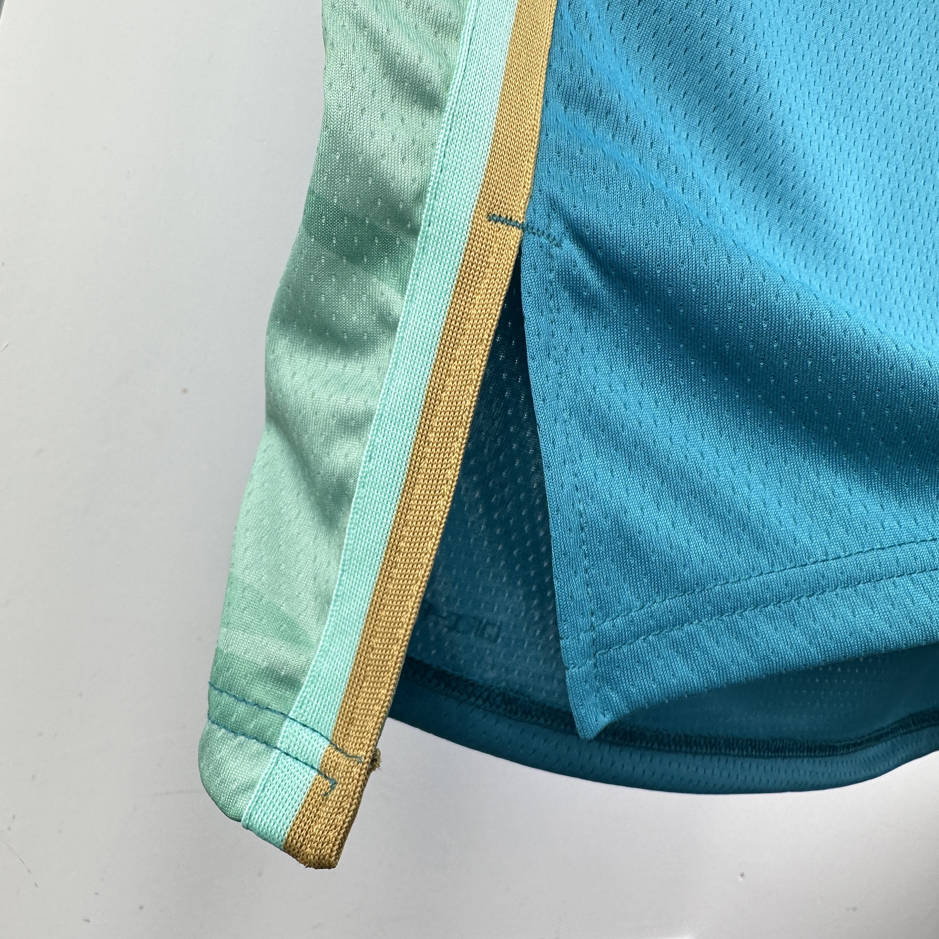 24 Season Hornets City Edition No.1 Ball