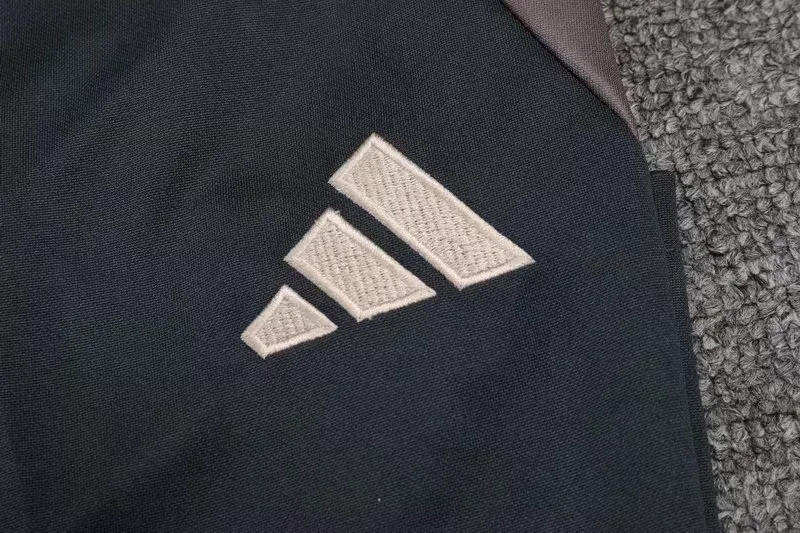 2425 real m@drid Traing suit