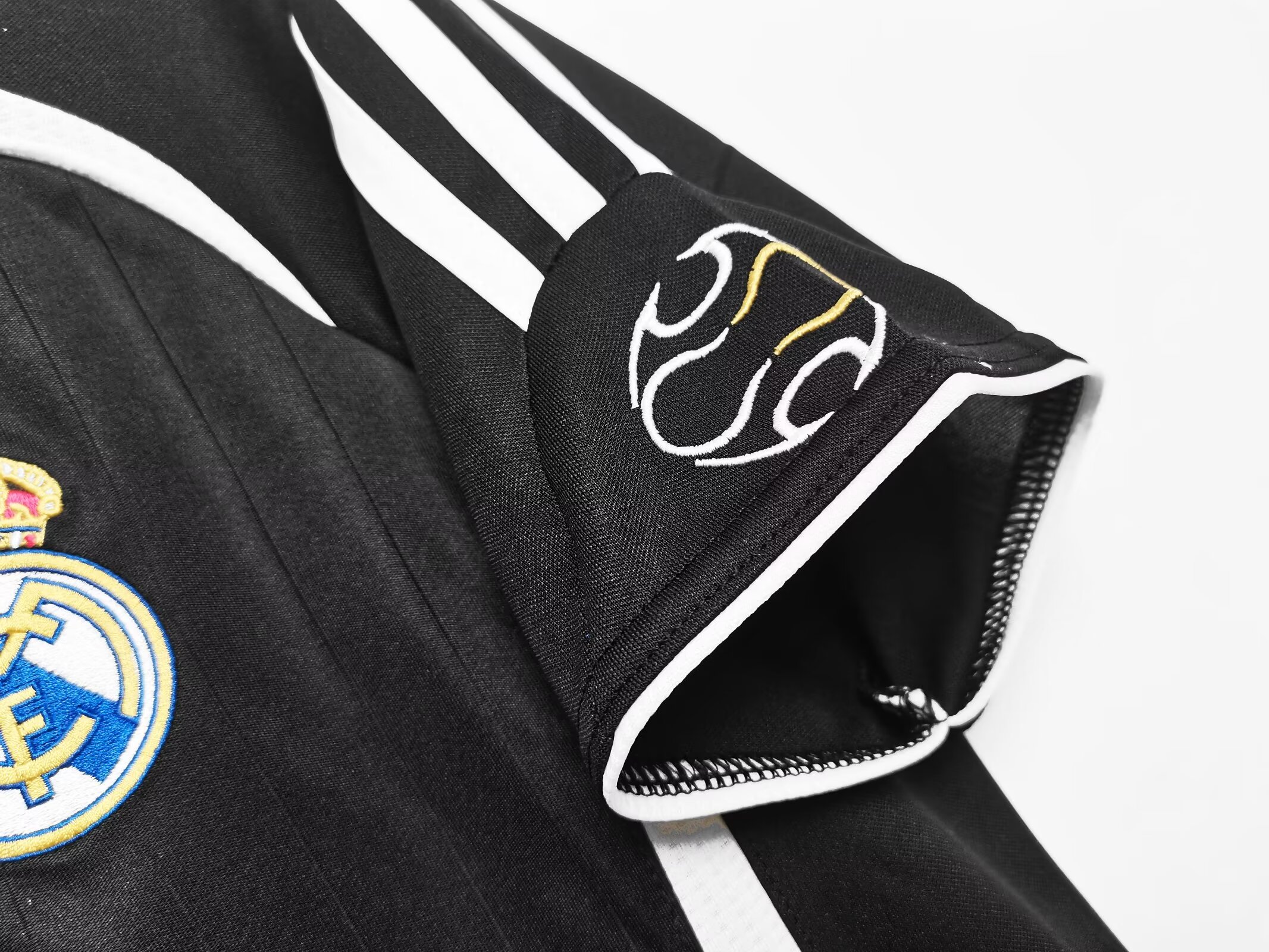 Retro  Real Mαdrid 06/07 Away Black