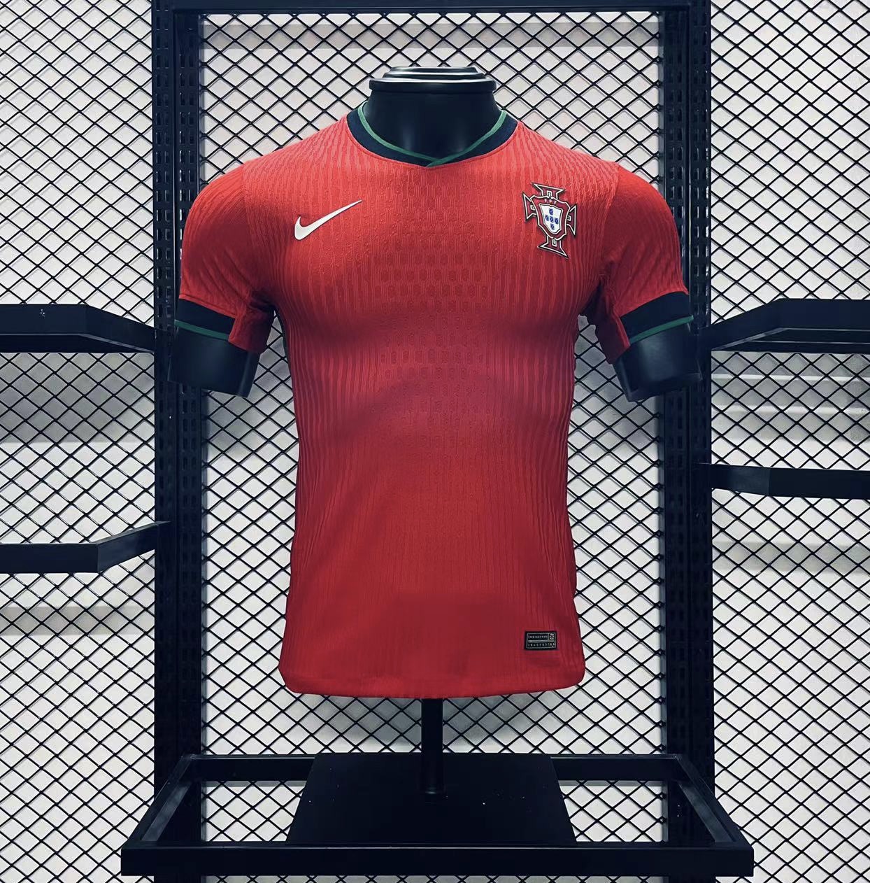 Player Version  Portugal 24/25 Home Red