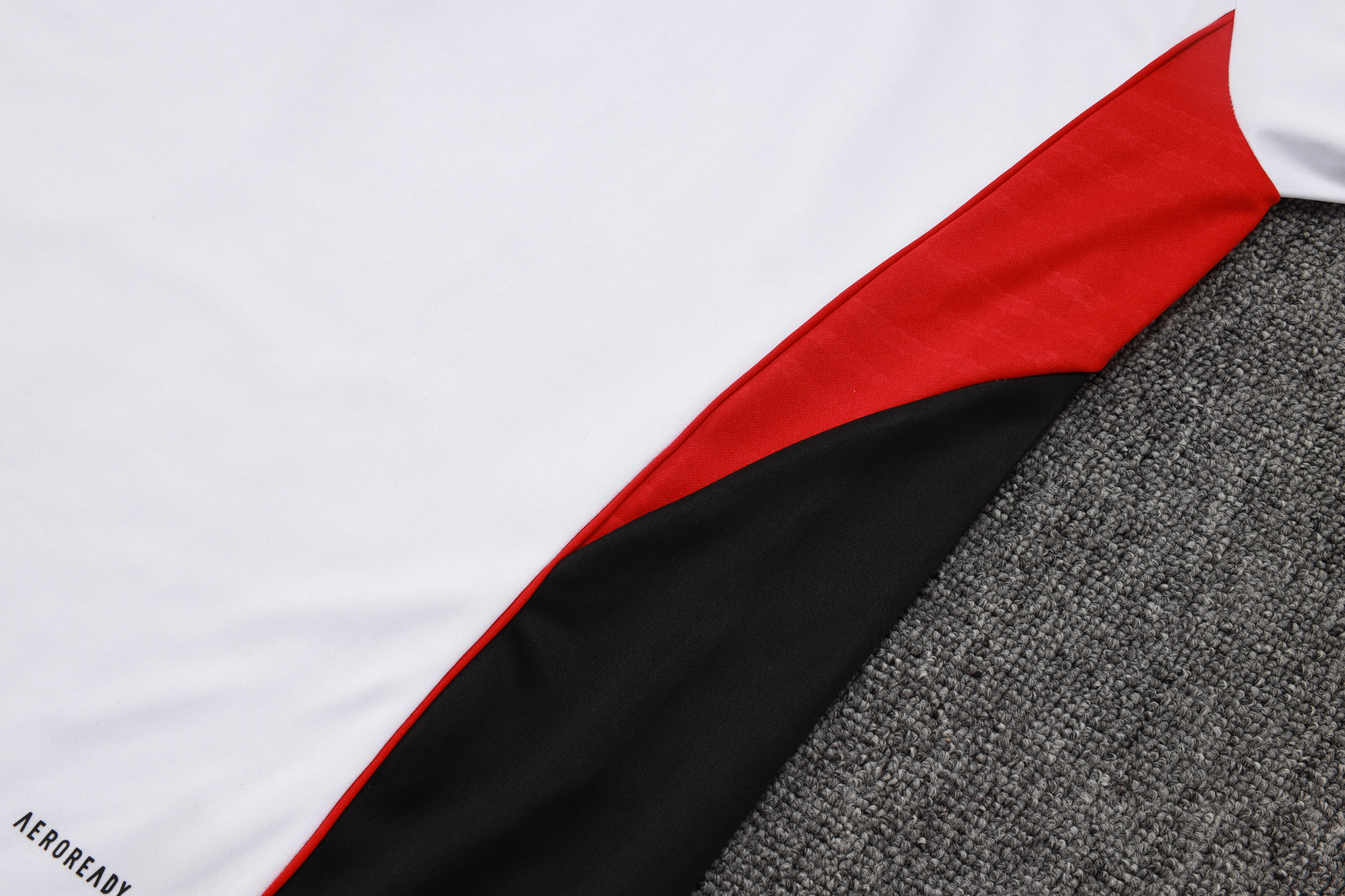 Adult/ Kids Bayern Half Zipper Training Suit B2530