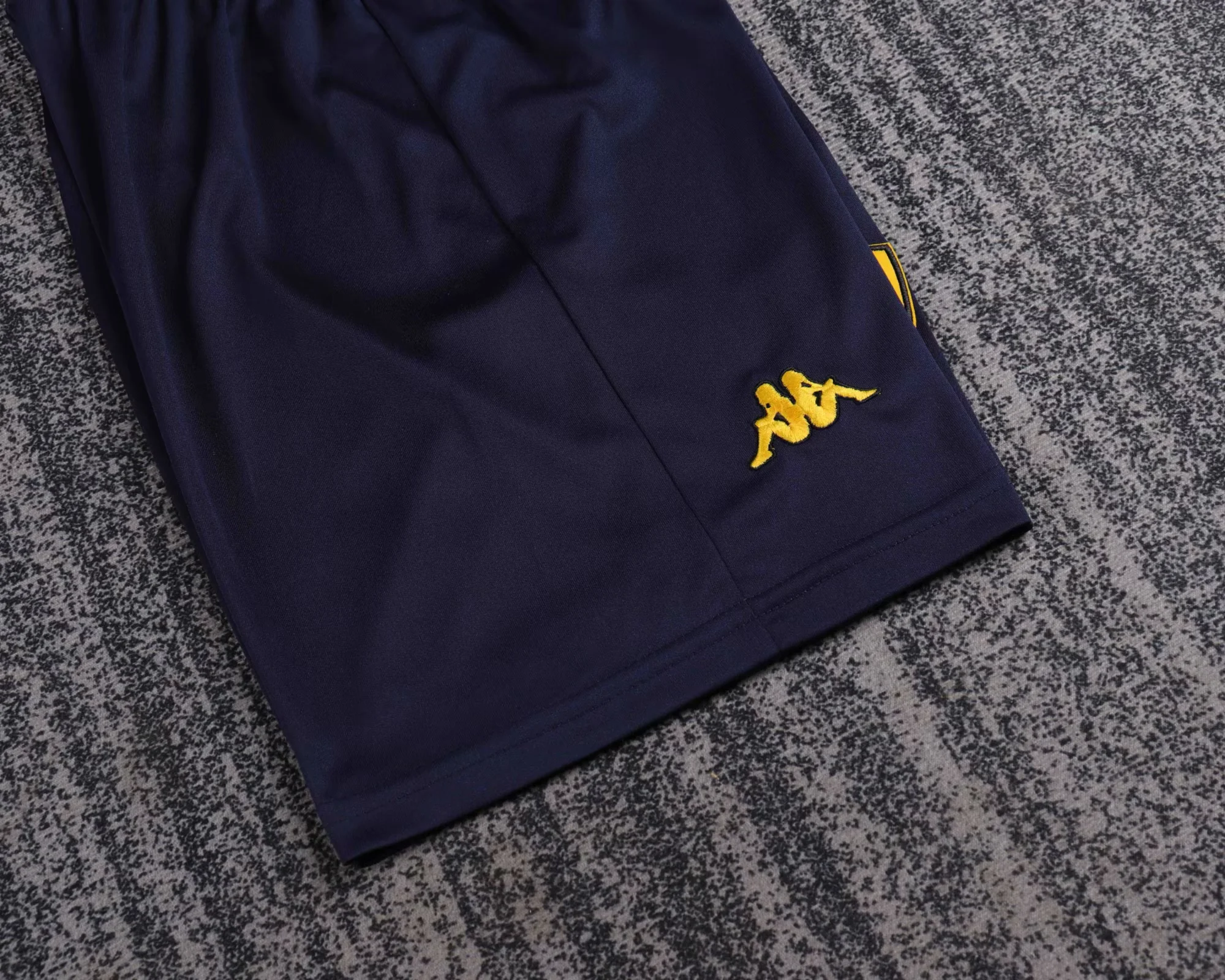 Kids Retro Kit Roma 2000-01 Home