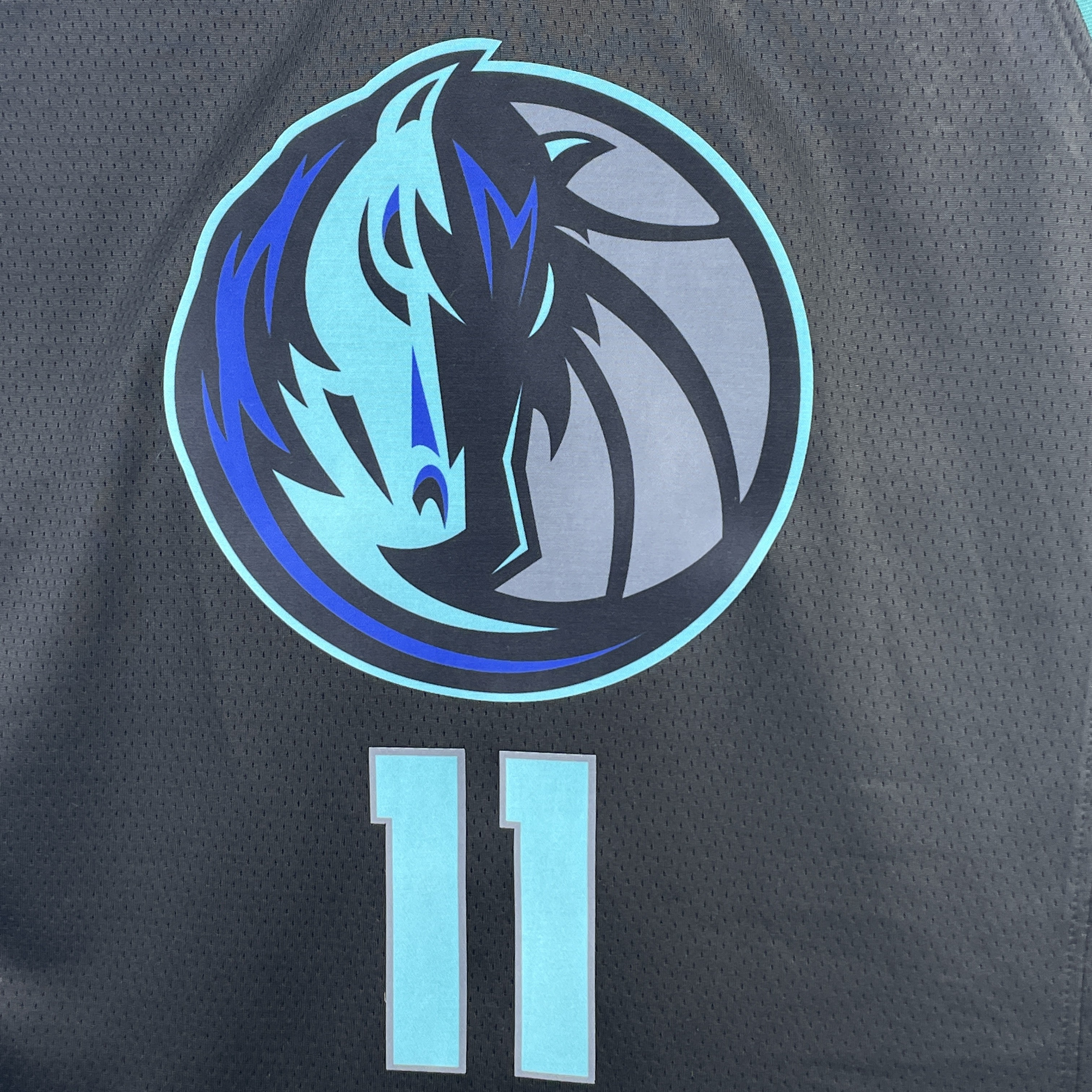 Mavericks  No.11 Irving