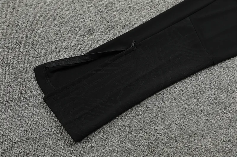 Adult / Kids AC Milan 24/25 training SUIT