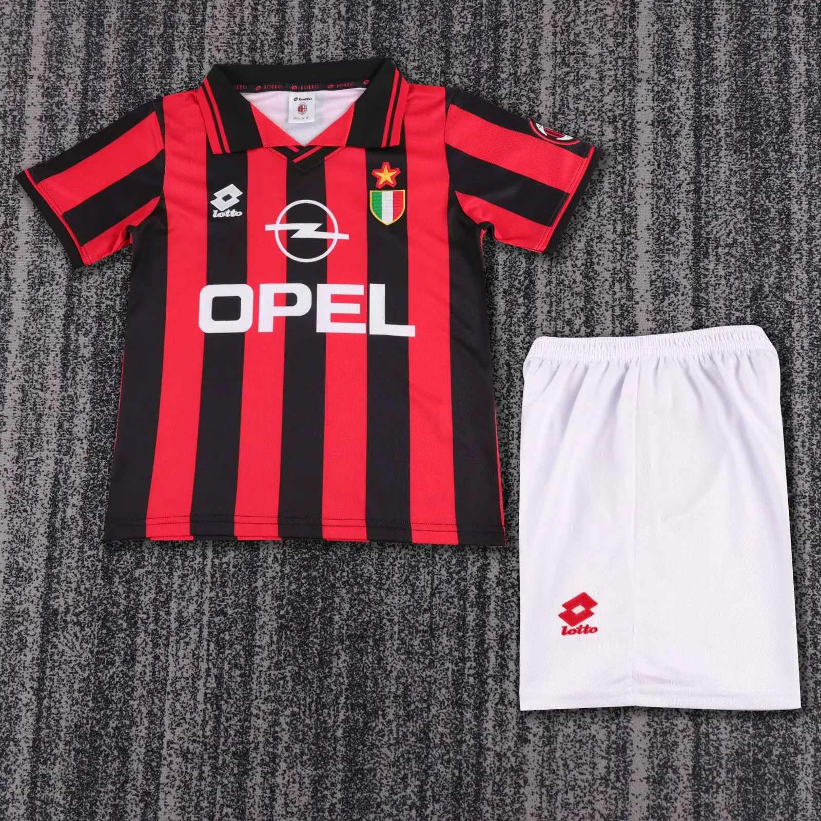 Kids Retro Kit AC Milan 96/97 Home
