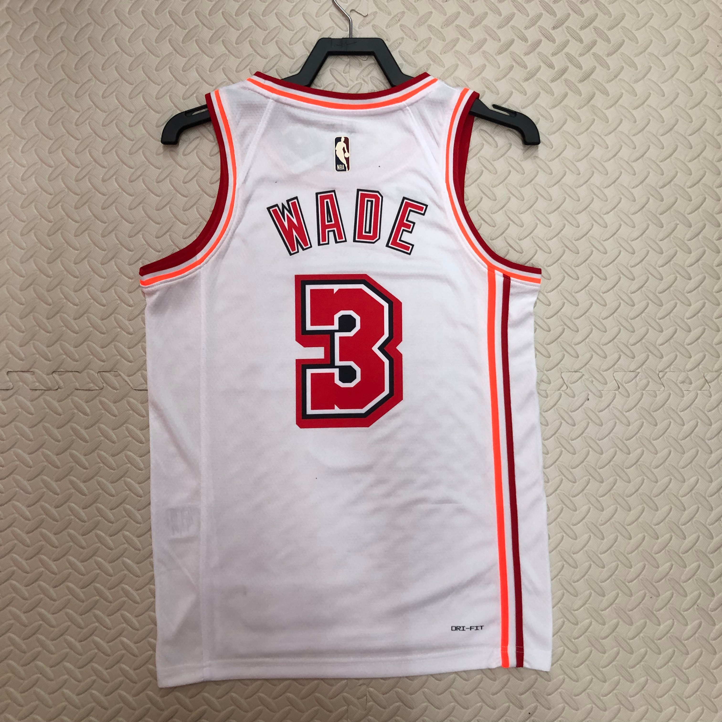23 Season Miami Heat  No.3 Wade