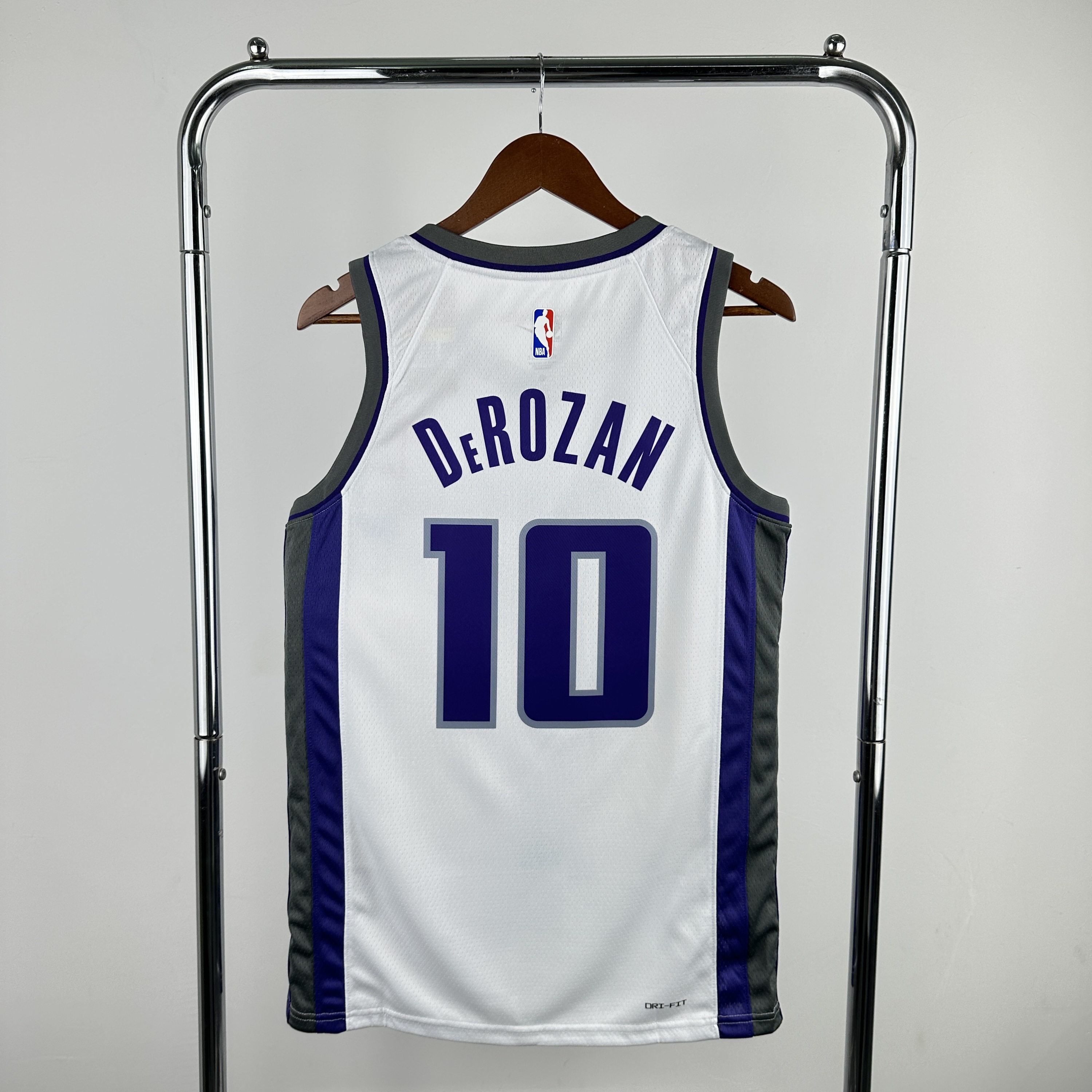 23 SEASON SACRAMENTO KINGS Home White  #10 DeROZAN