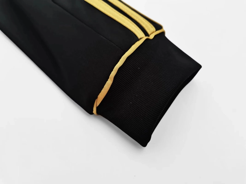 Retro  Real Mαdrid 11/12 Away Black Long Sleeves