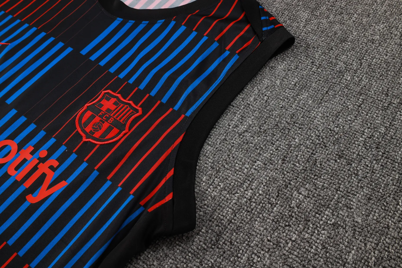 2425 Barcelona Sleevesless Training Suit D1221