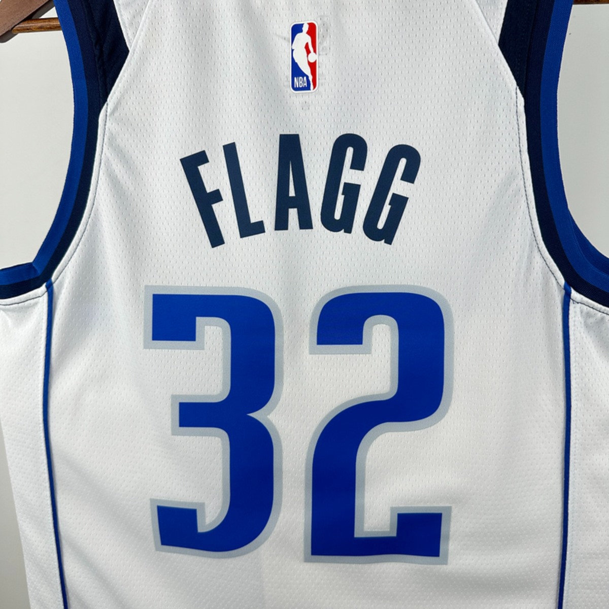 Dallas Mavericks White #32