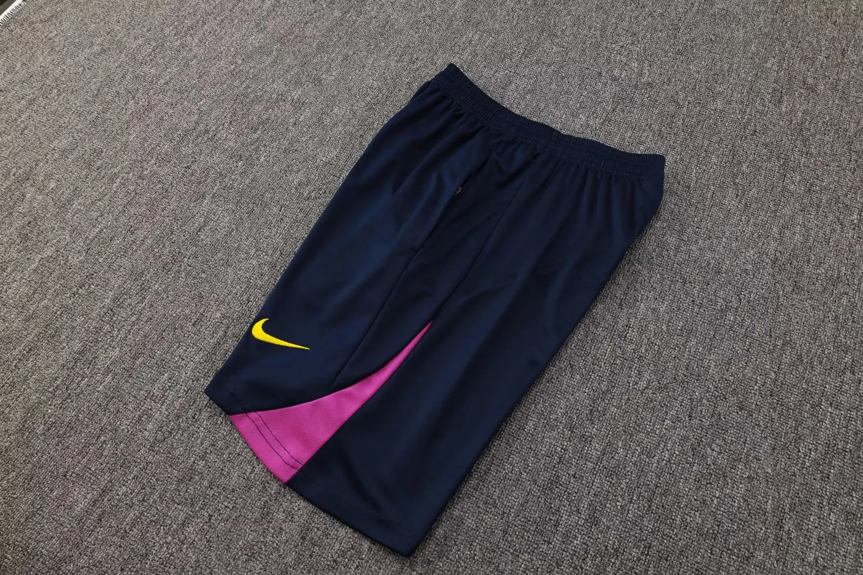 Barcelona Sleevesless Training Suit D2505