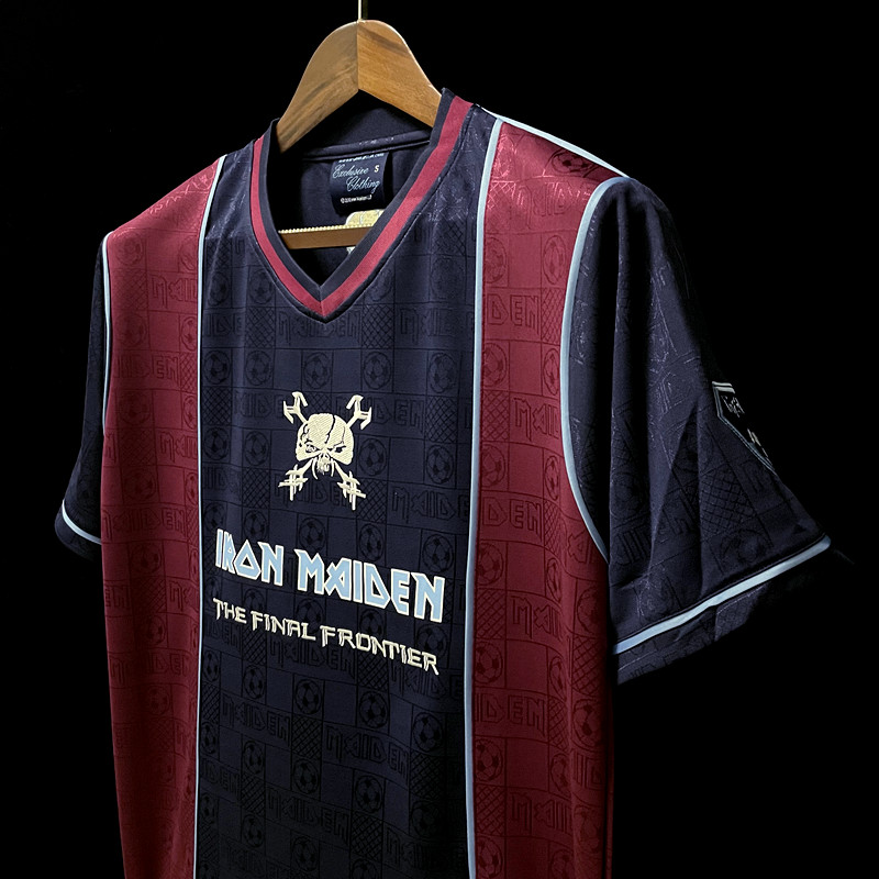 Retro  Iron Maiden * West Ham 2011 Home