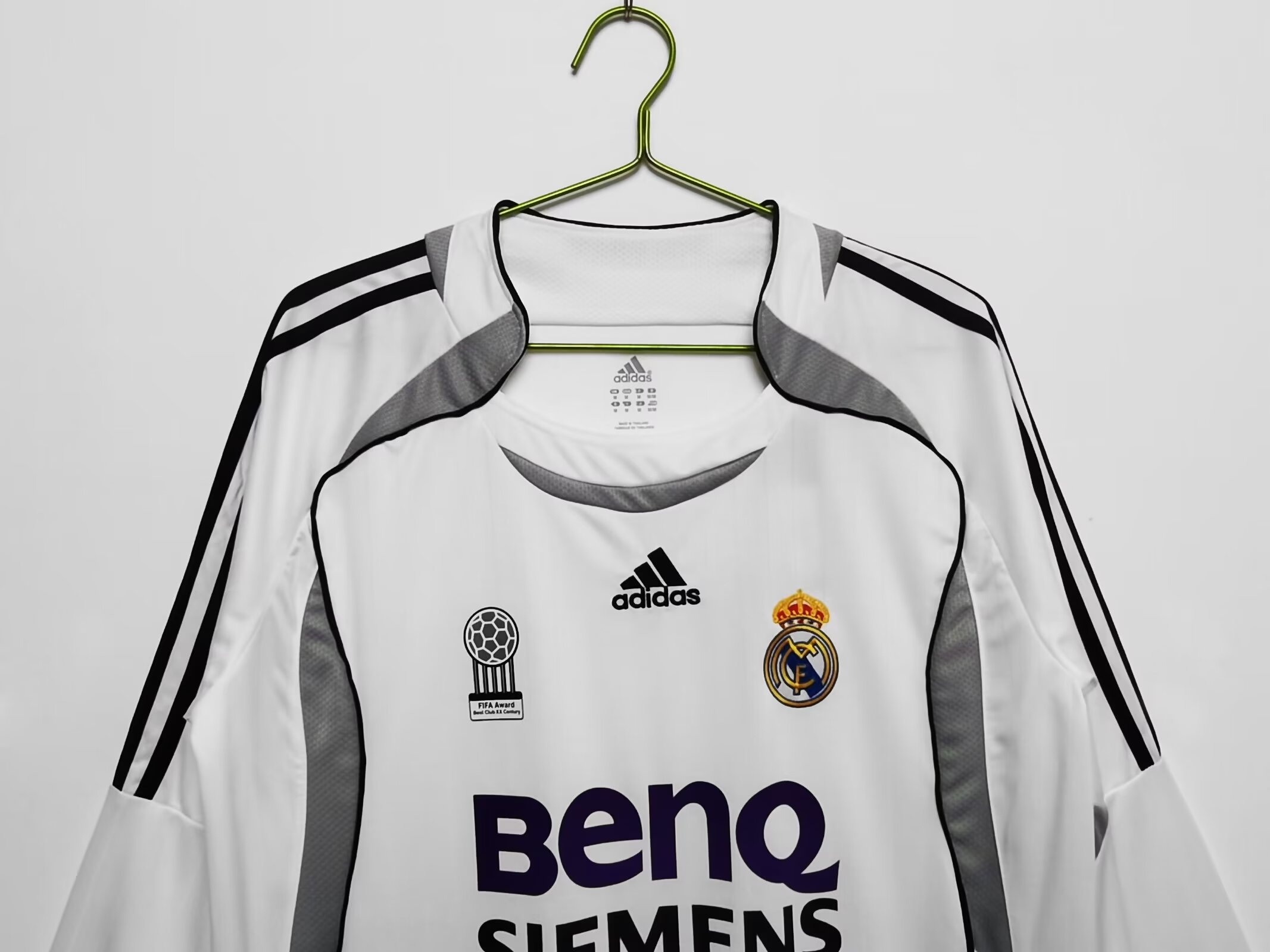 Retro  Real Mαdrid 06/07 Home White Long Sleeves