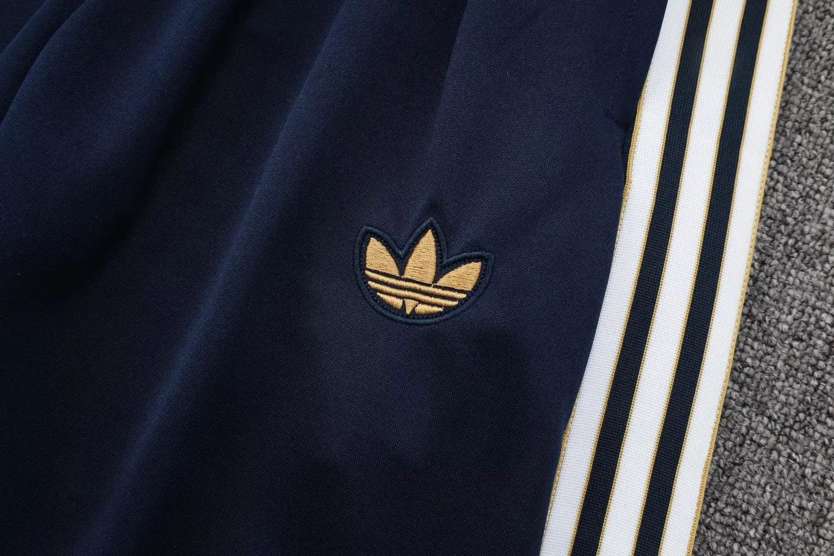 Adult/ Kids Juventus Full Zipper Training Suit A2505