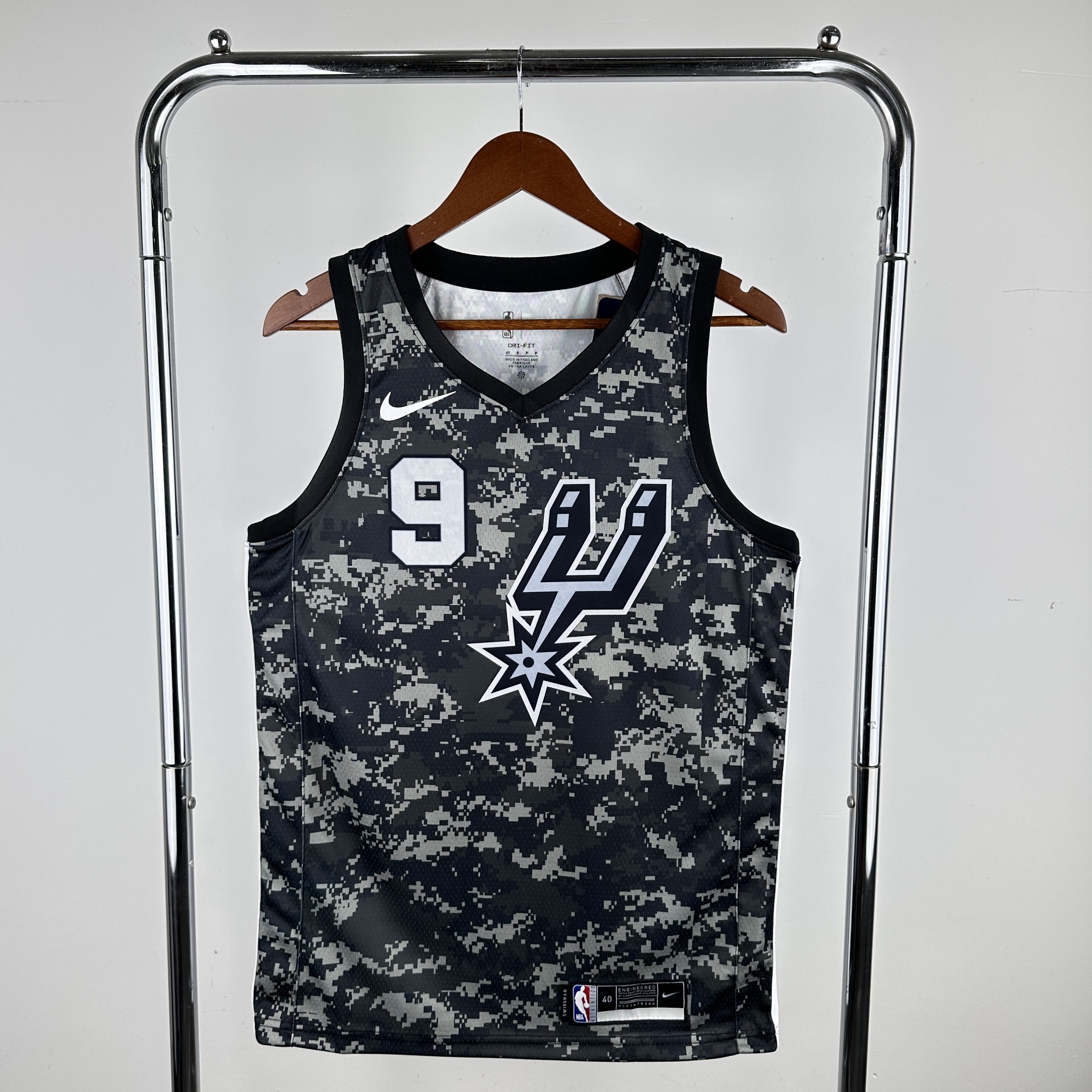 SAN ANTONIO SPURS CAMO  #9 PARKER