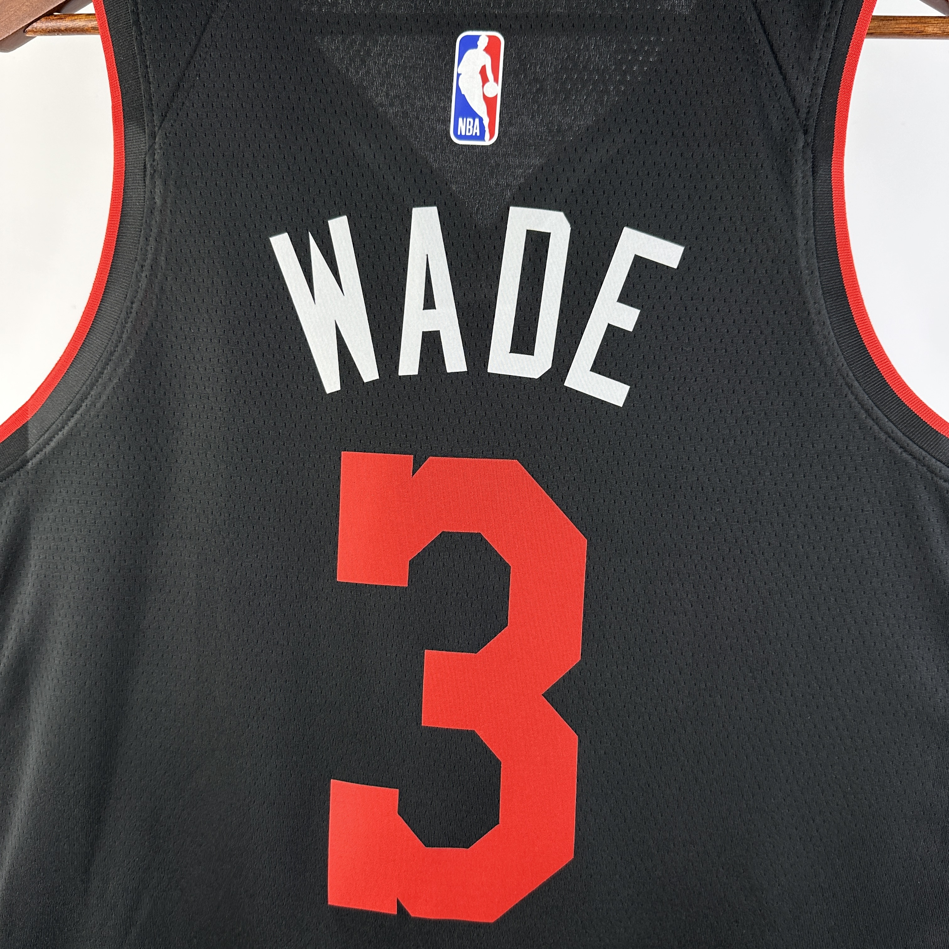24 Season Miami Heat City Edition  No.3 Wade