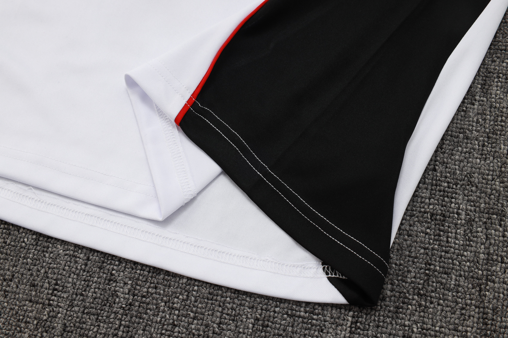 Adult/ Kids Bayern Half Zipper Training Suit B2530