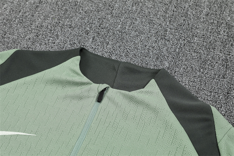 Chelseα  25/26 Half zipper training suit 801