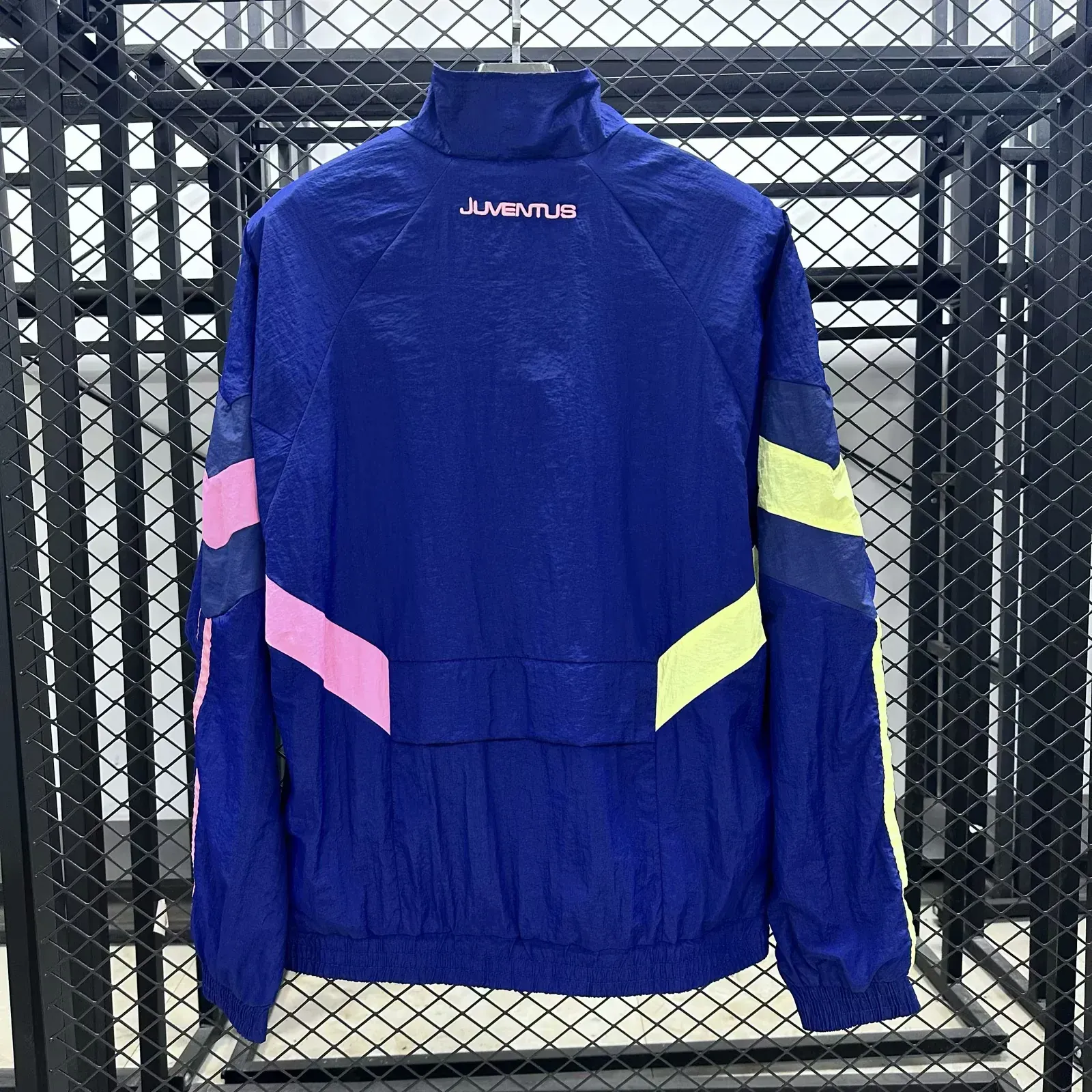 Juventus windbreaker  S-XXL