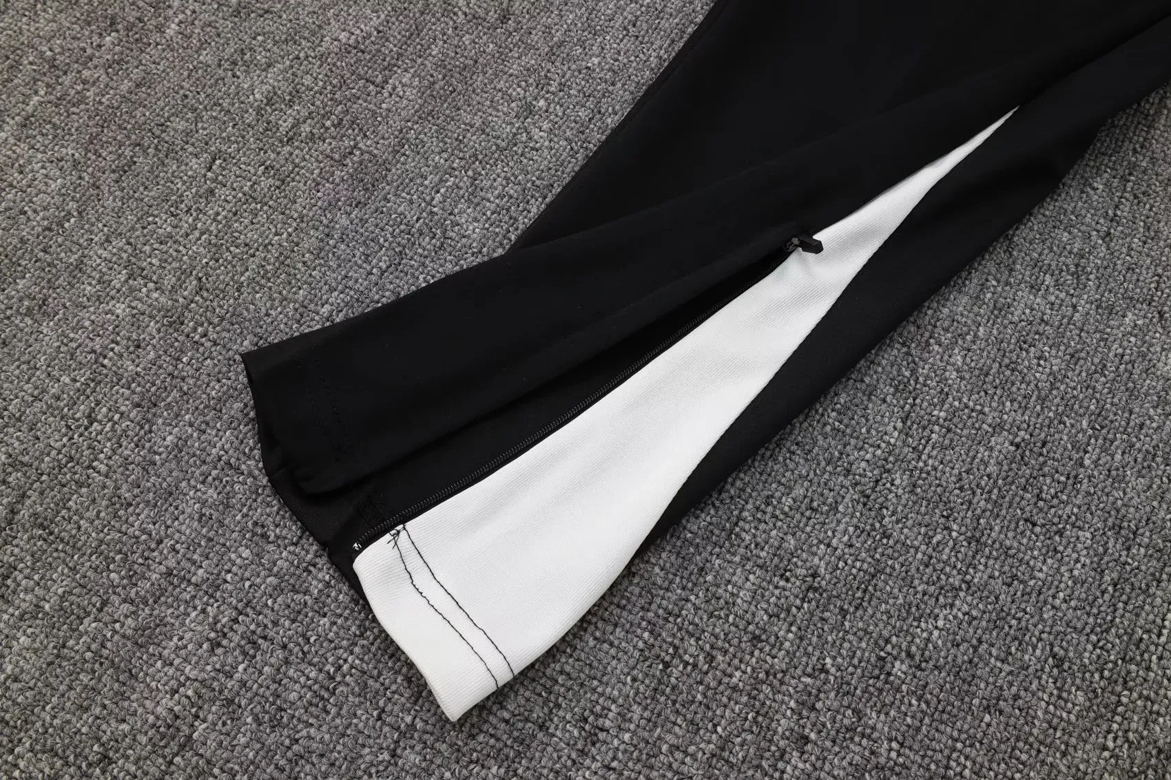 LVP 2526 full zipper Training Suit  grayish white