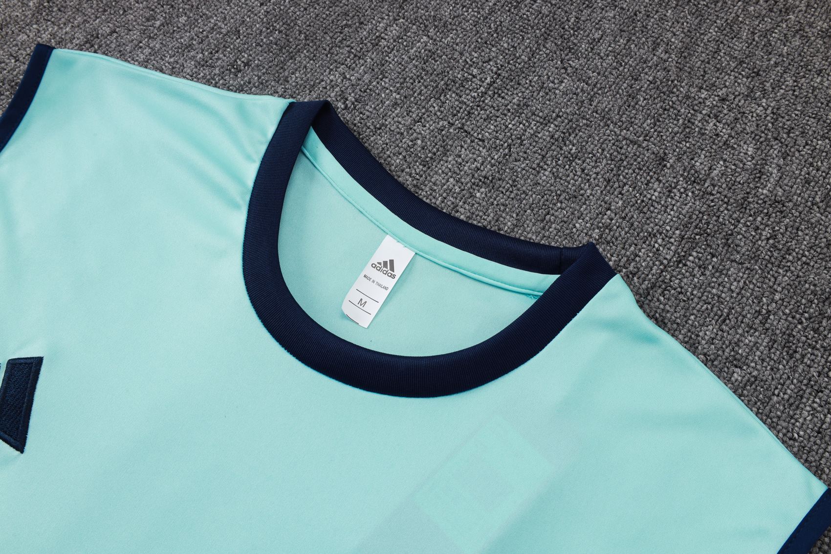 Arsenαl   Sleeveless training suit D2570