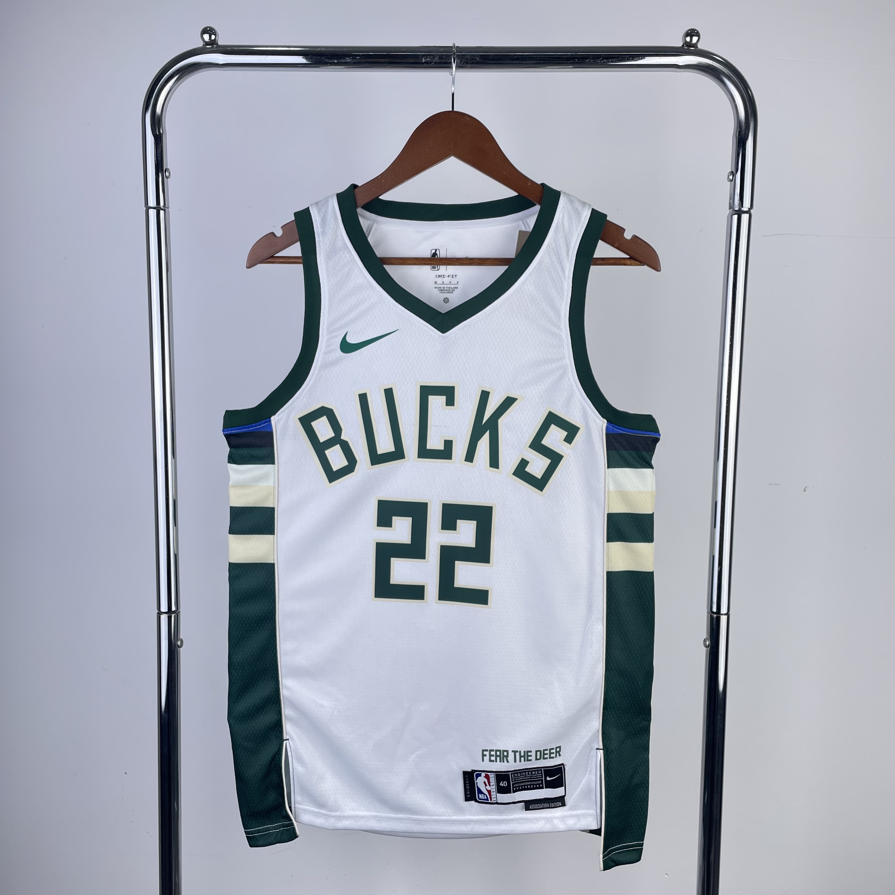 23 Season Milwaukee Bucks Home Version  No.22 MIDDLETON