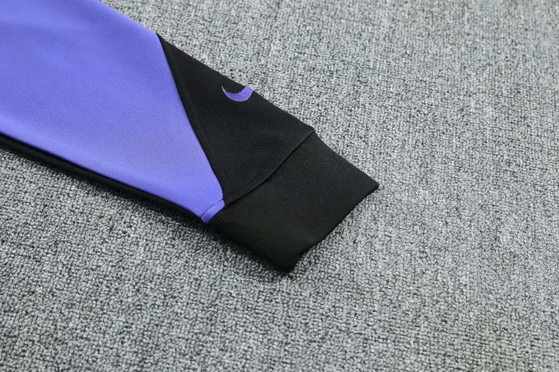 Barcelona Training Suit