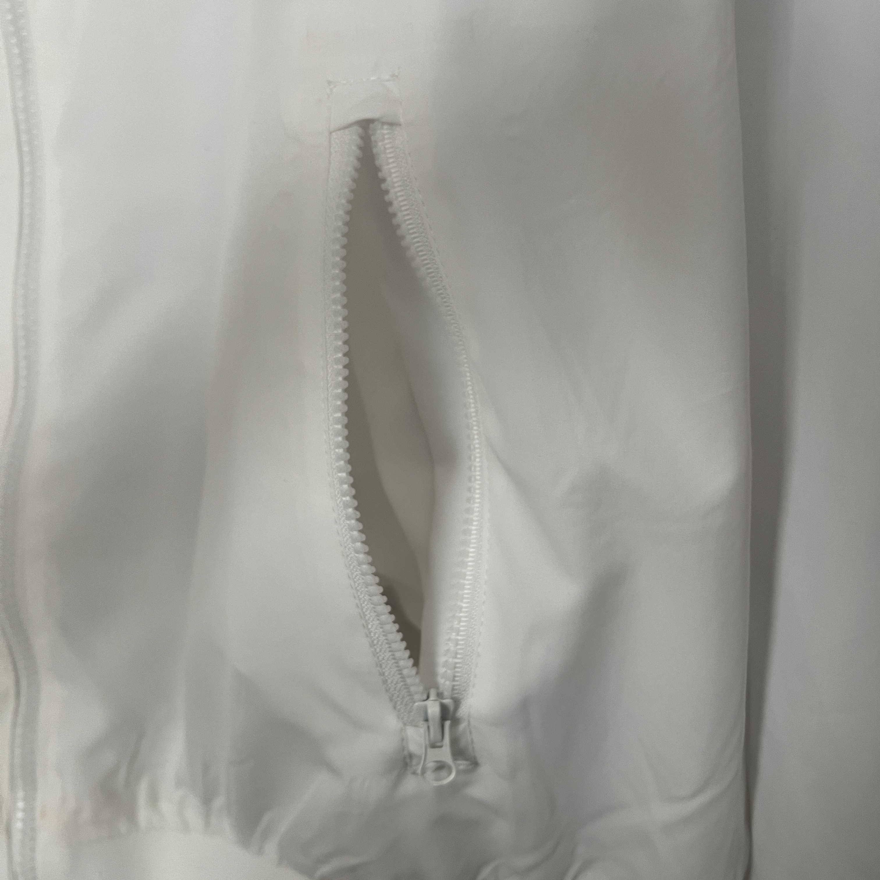 Corinthians 24/25 Windbreaker White