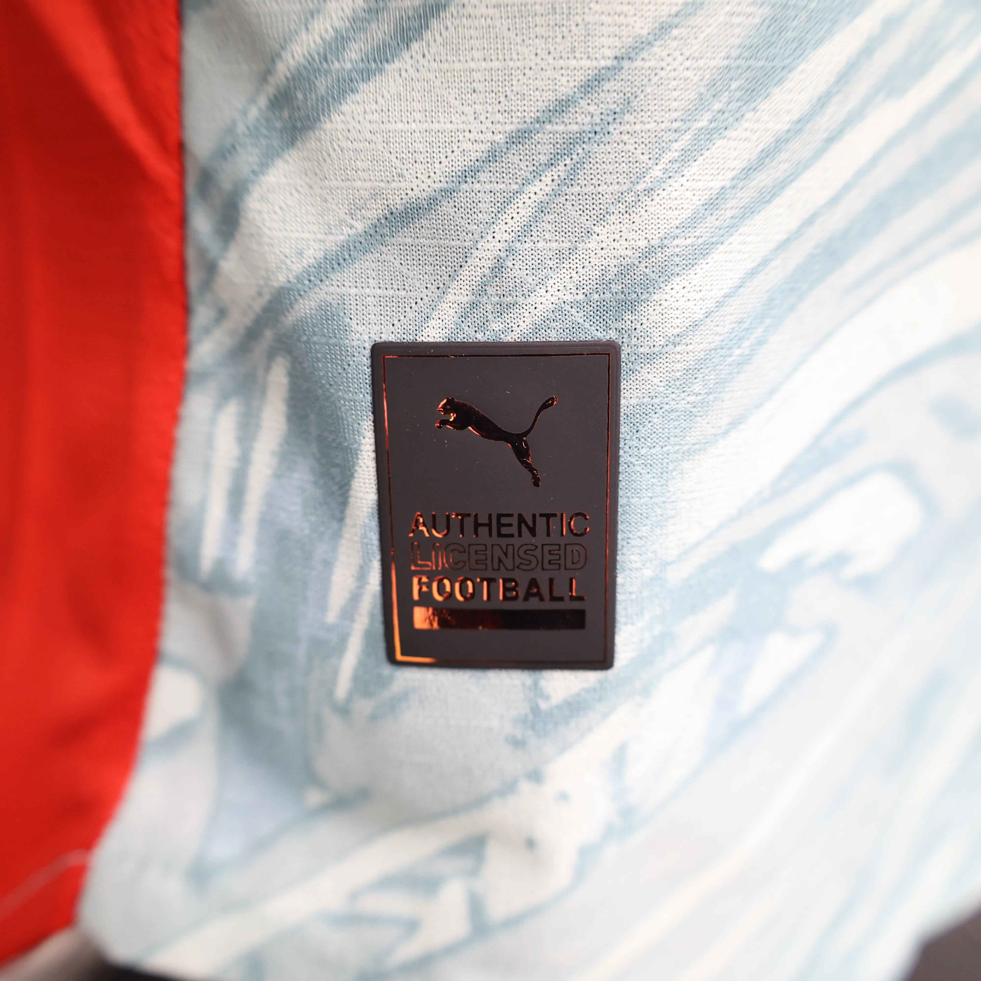 Player Version AC MILAN GOALKEEPER HOME 2025/26