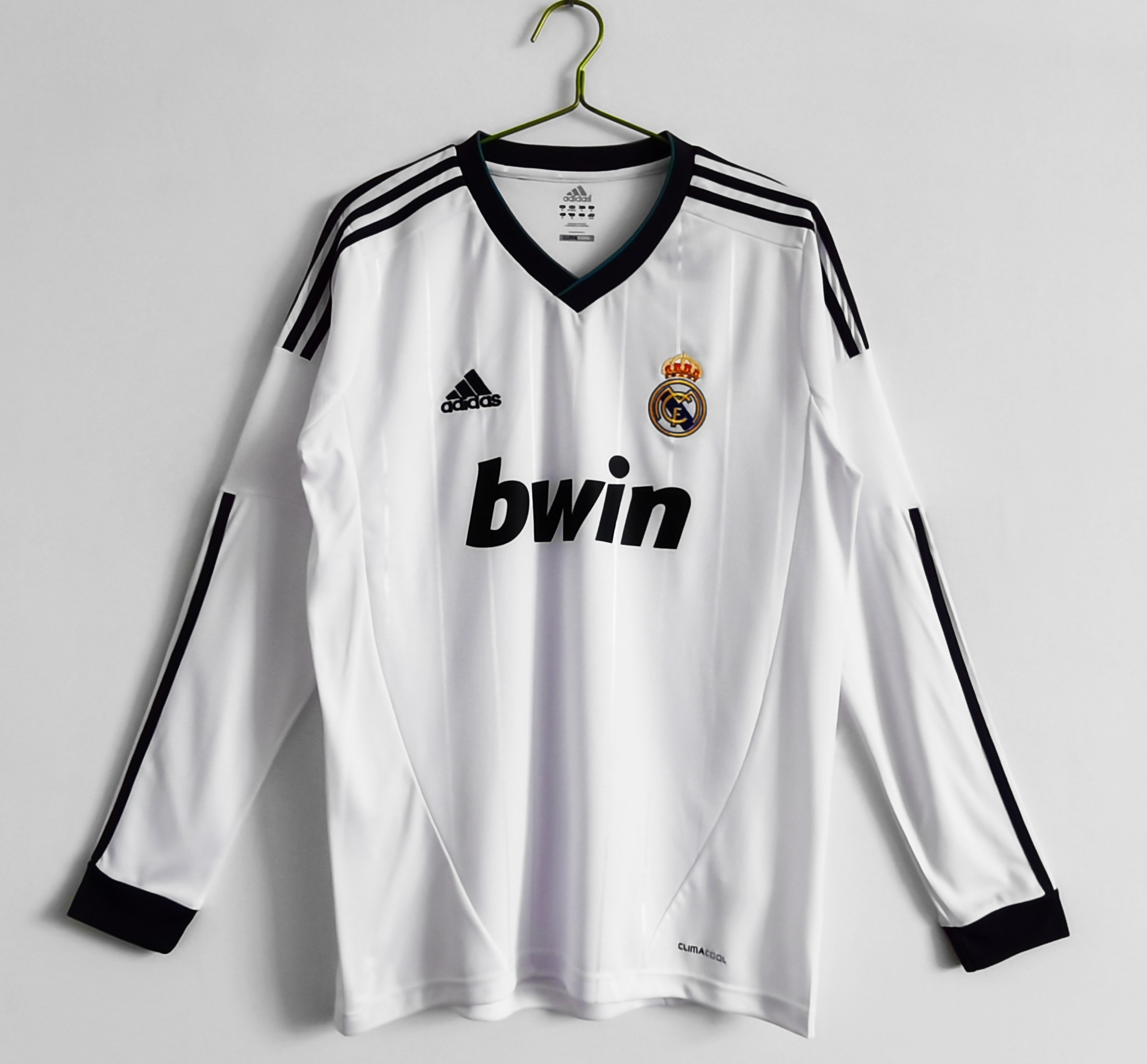 Retro  Real Mαdrid 12/13 Home White Long Sleeves
