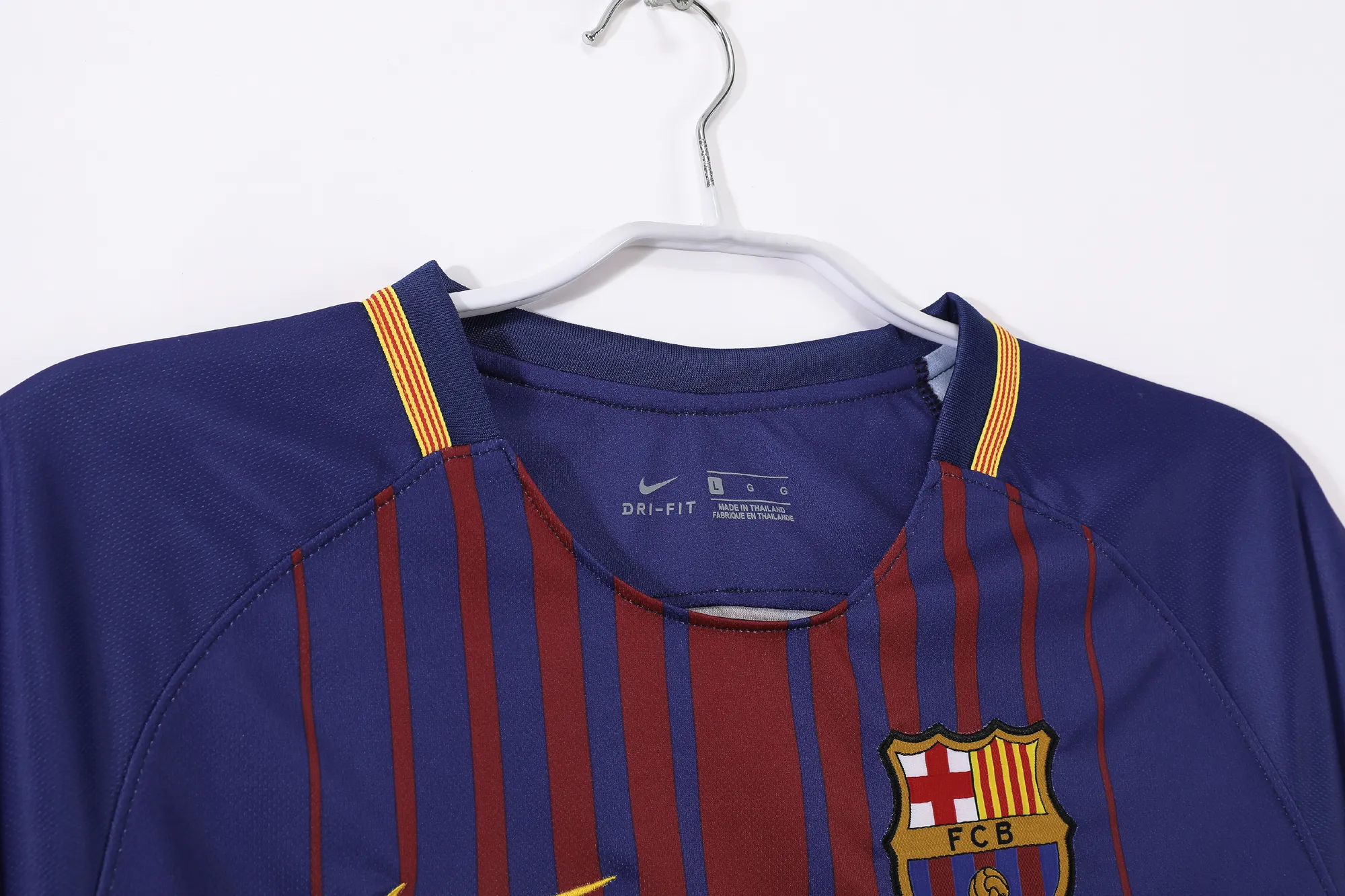 Retro 17/18 Barcelona Home S-XXL