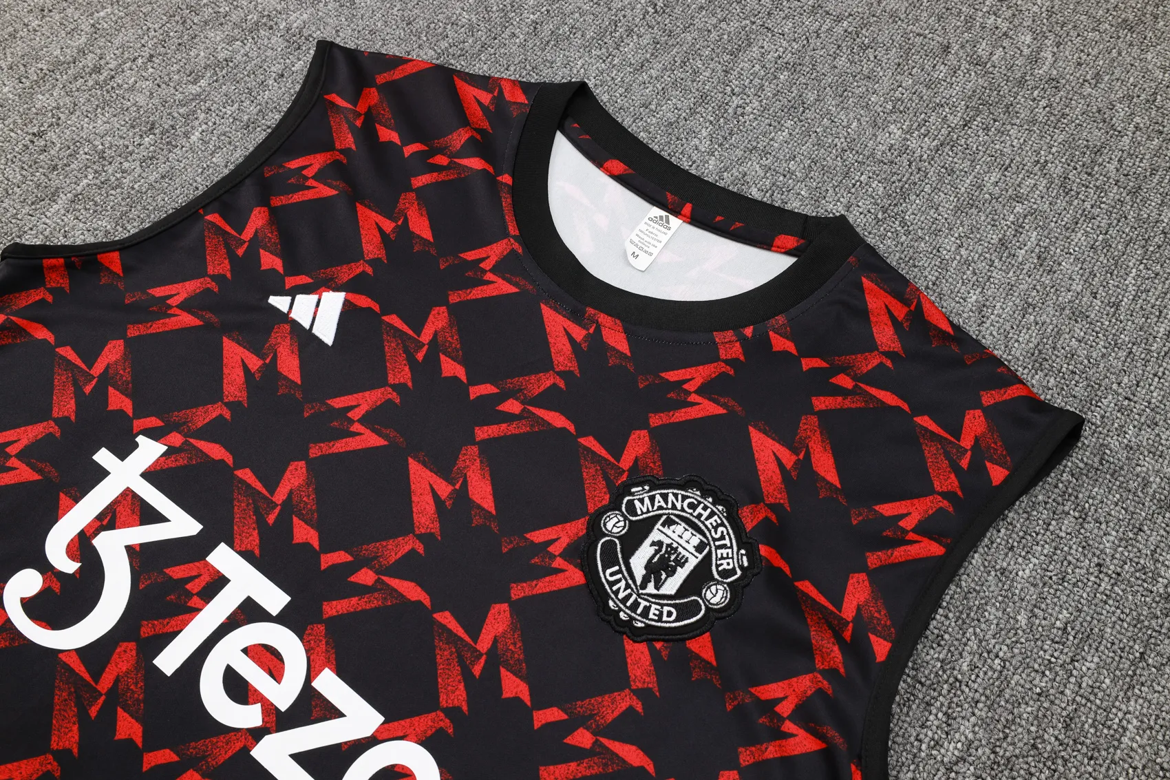 Manchester United  Sleevesless Training Suit D1157