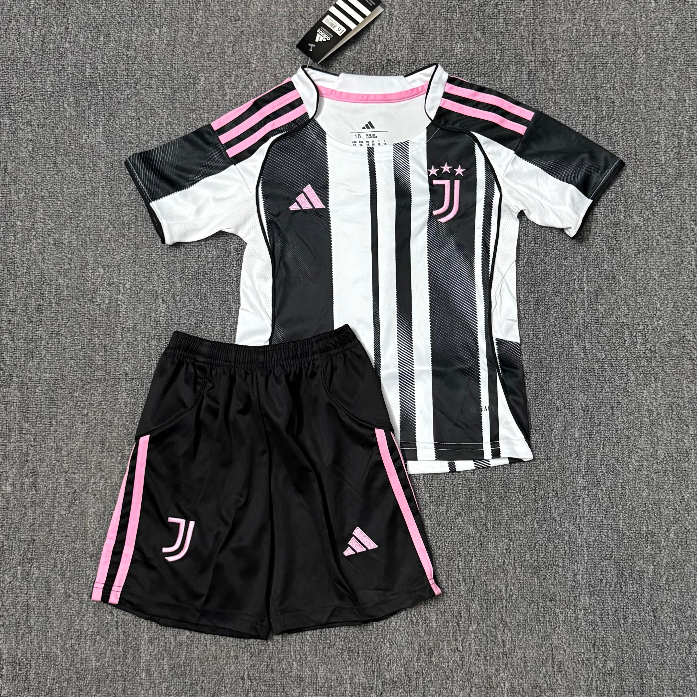 Kids/ Adult Juventus 25/26 Home Set S-XXL