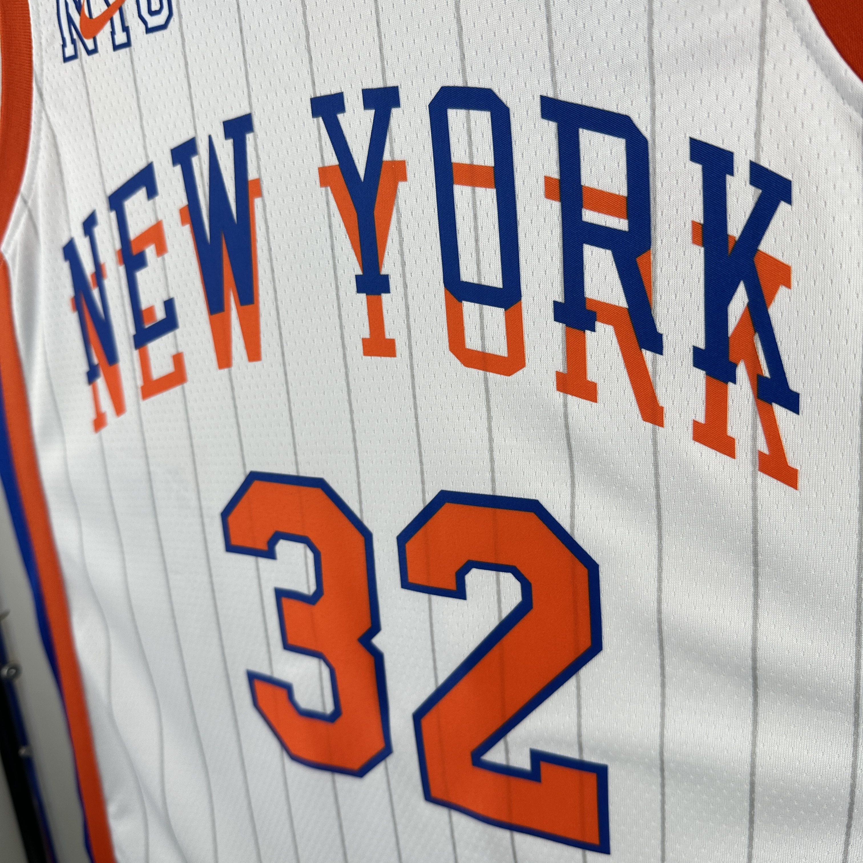 25 season New York Knicks City Edition  No.32