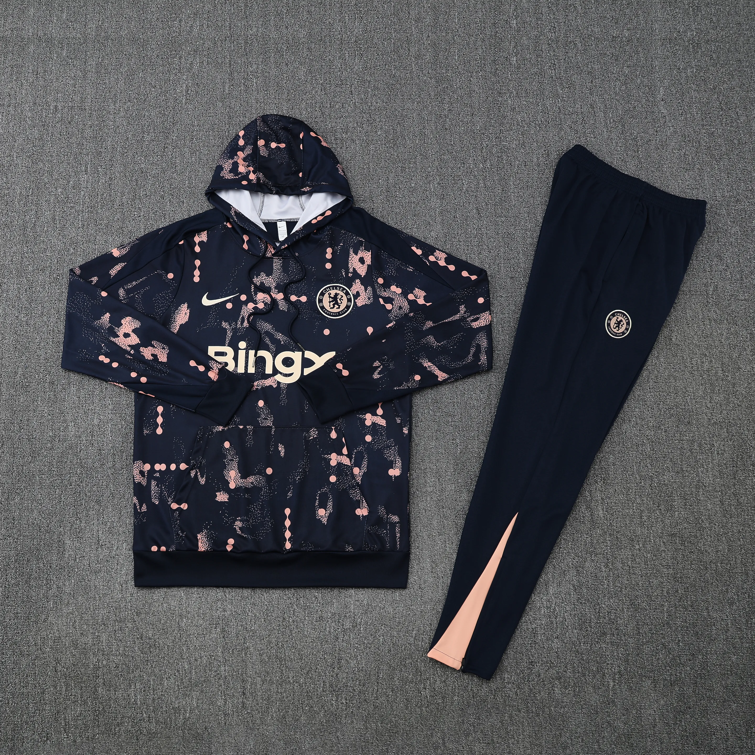 Hooded long-sleeve Chelsea 25/26 suit