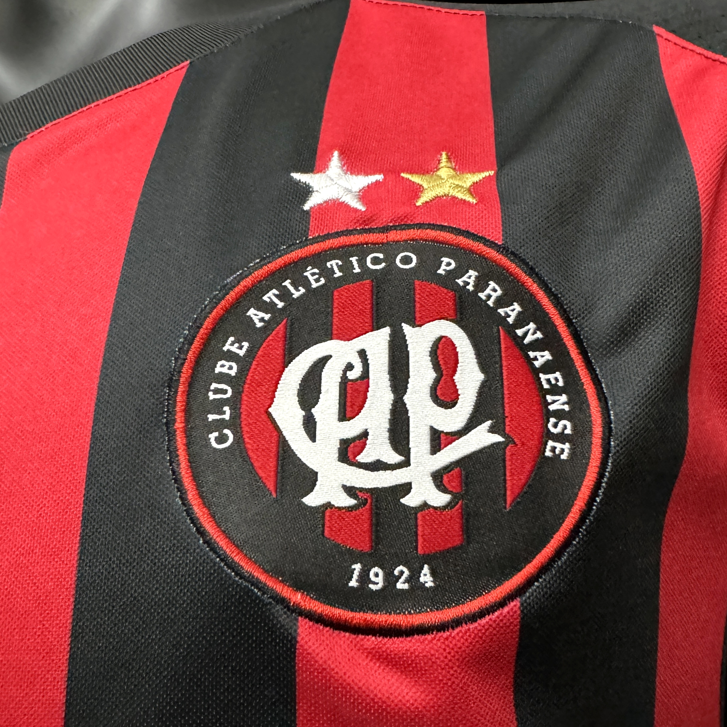 Retro  2018 Athletico Paranaense Home Masculino