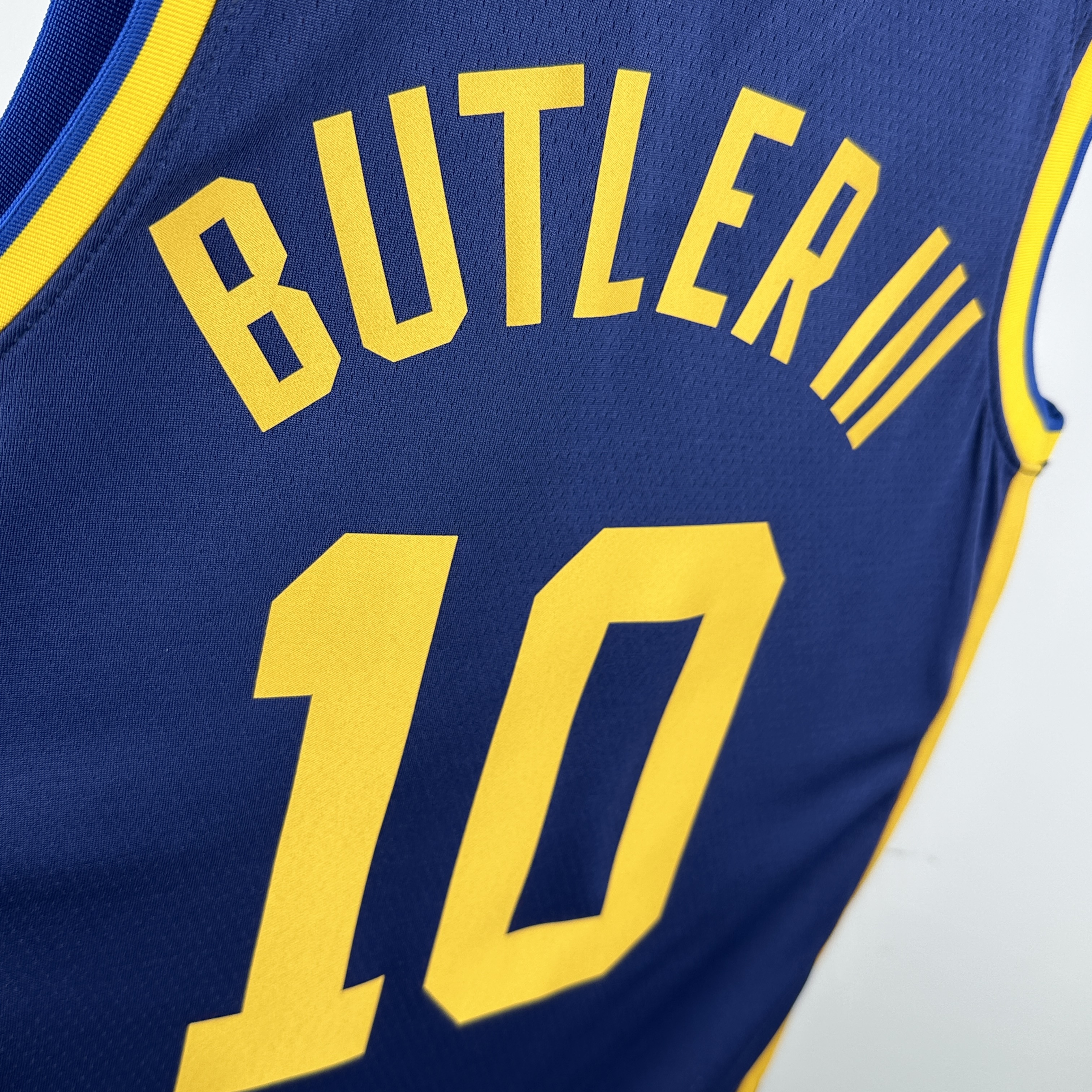 23 Season Warriors Flyer Edition No.10 BUTLER