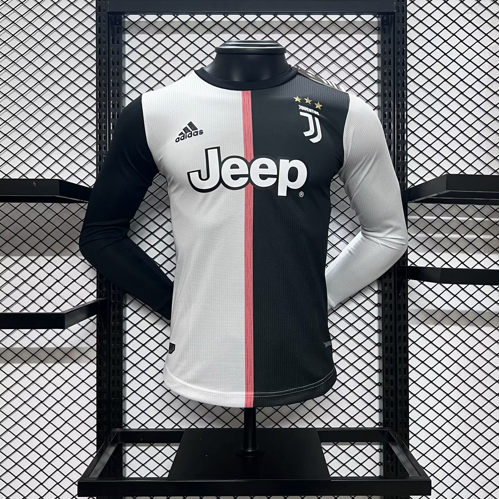 Player Version  Juventus 19/20 Home Long Sleeves