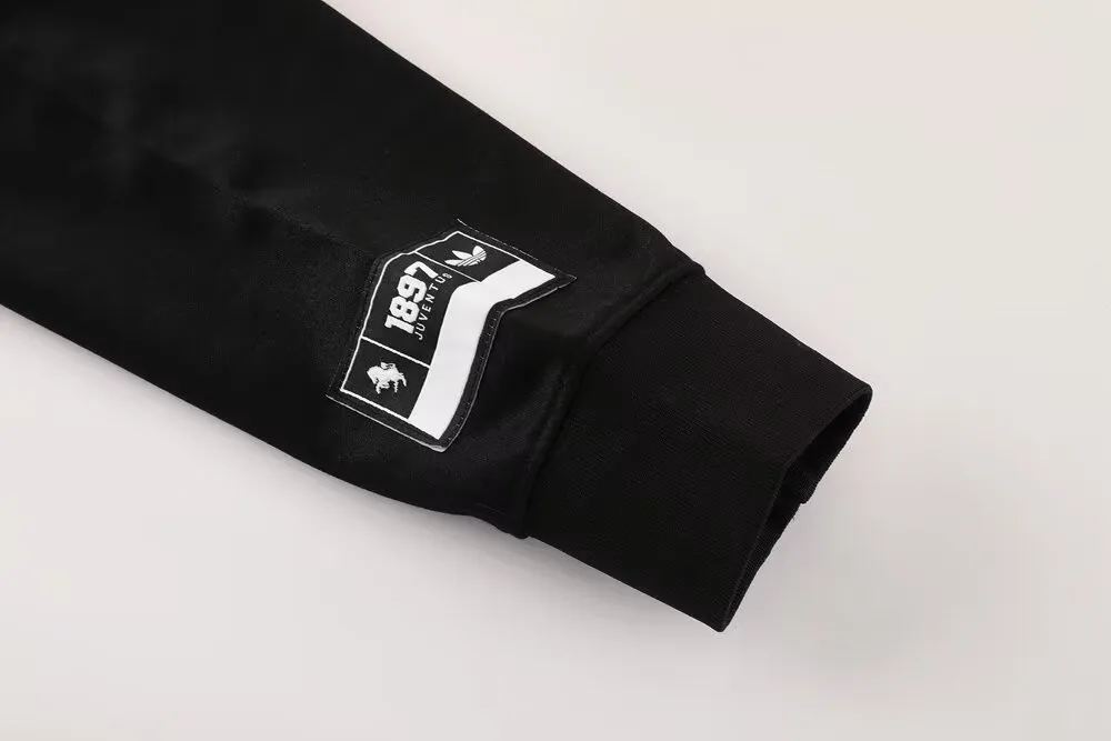 Juventus Hoodie Black Suit