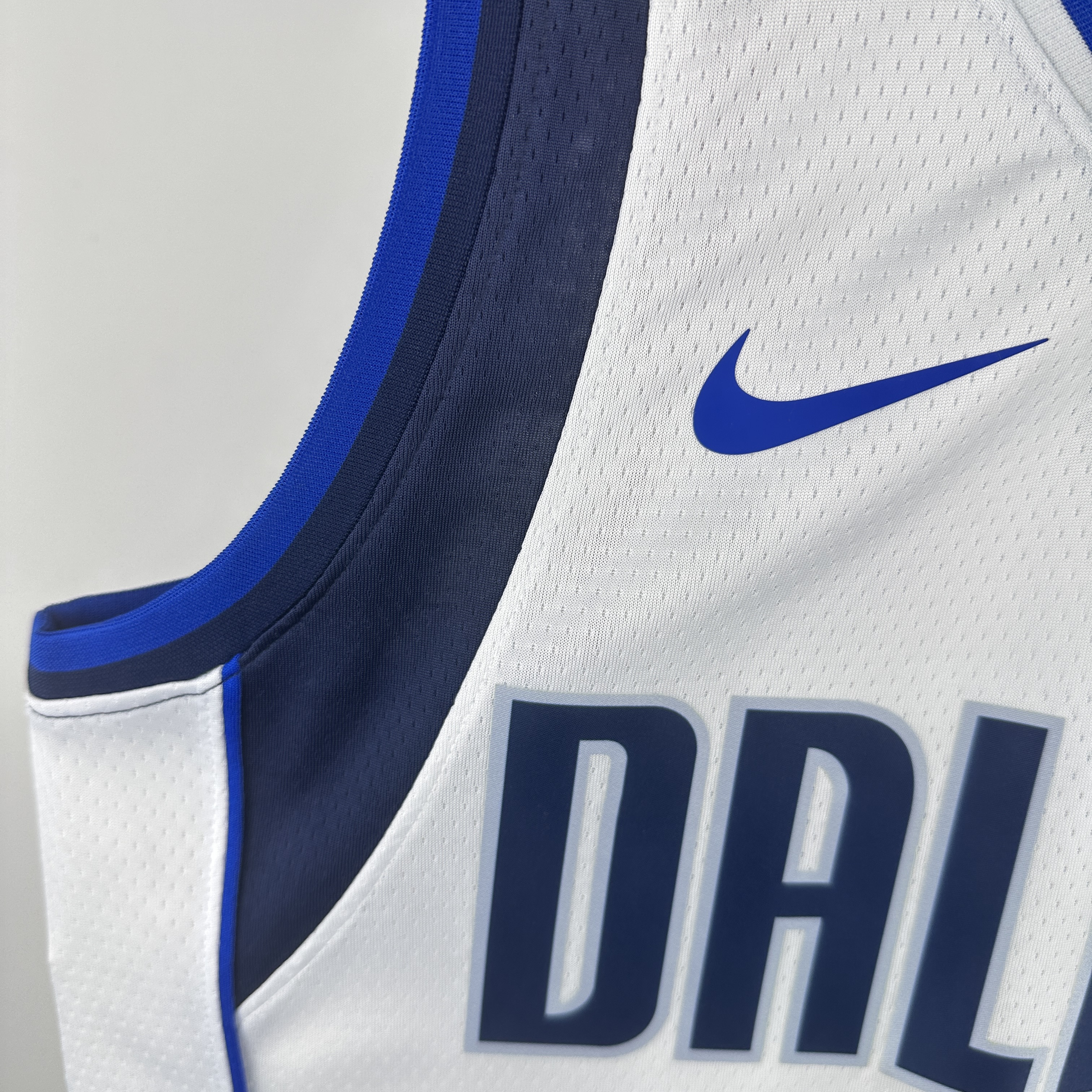 Dallas Mavericks White#41