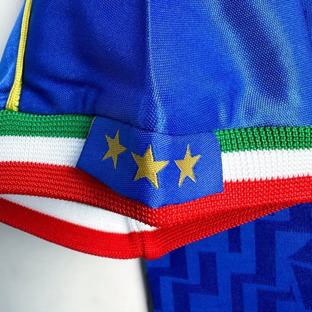 Retro Italy 1995 Home Kit S-XXL