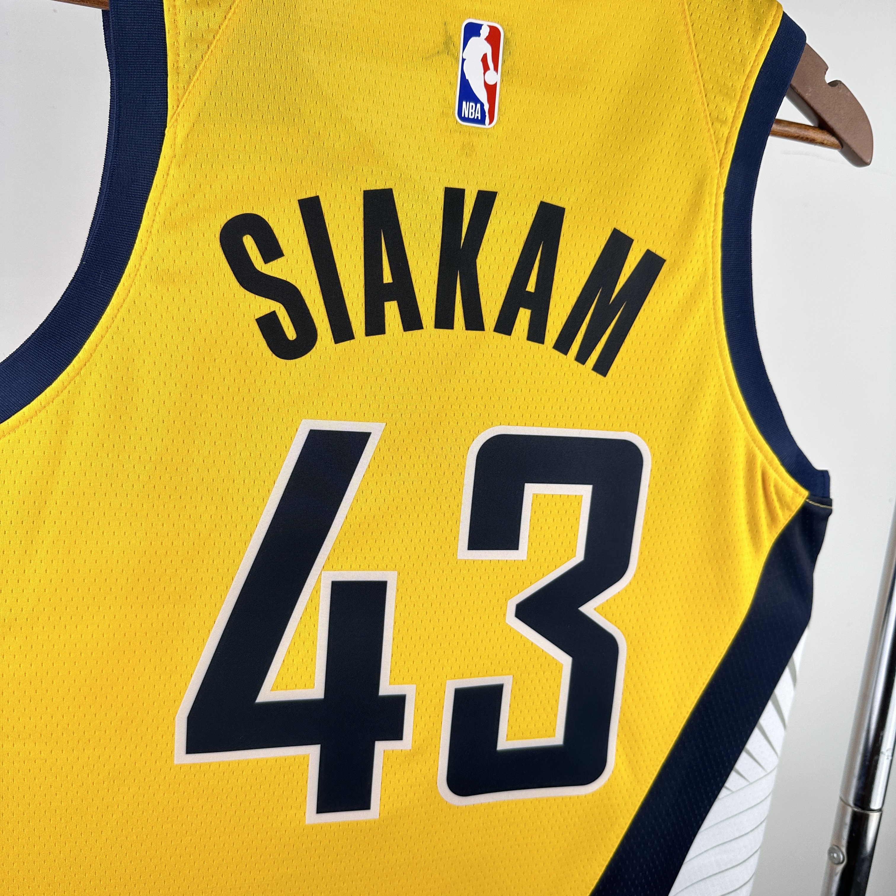 23 Season Indiana Pacers Flyer Version  No.43 SIAKAM