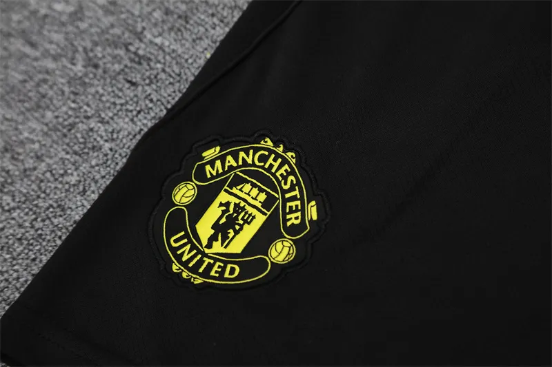 Adult/ Kids MaNCHESTER uNITED 25/26 Short Sleeves Training suit