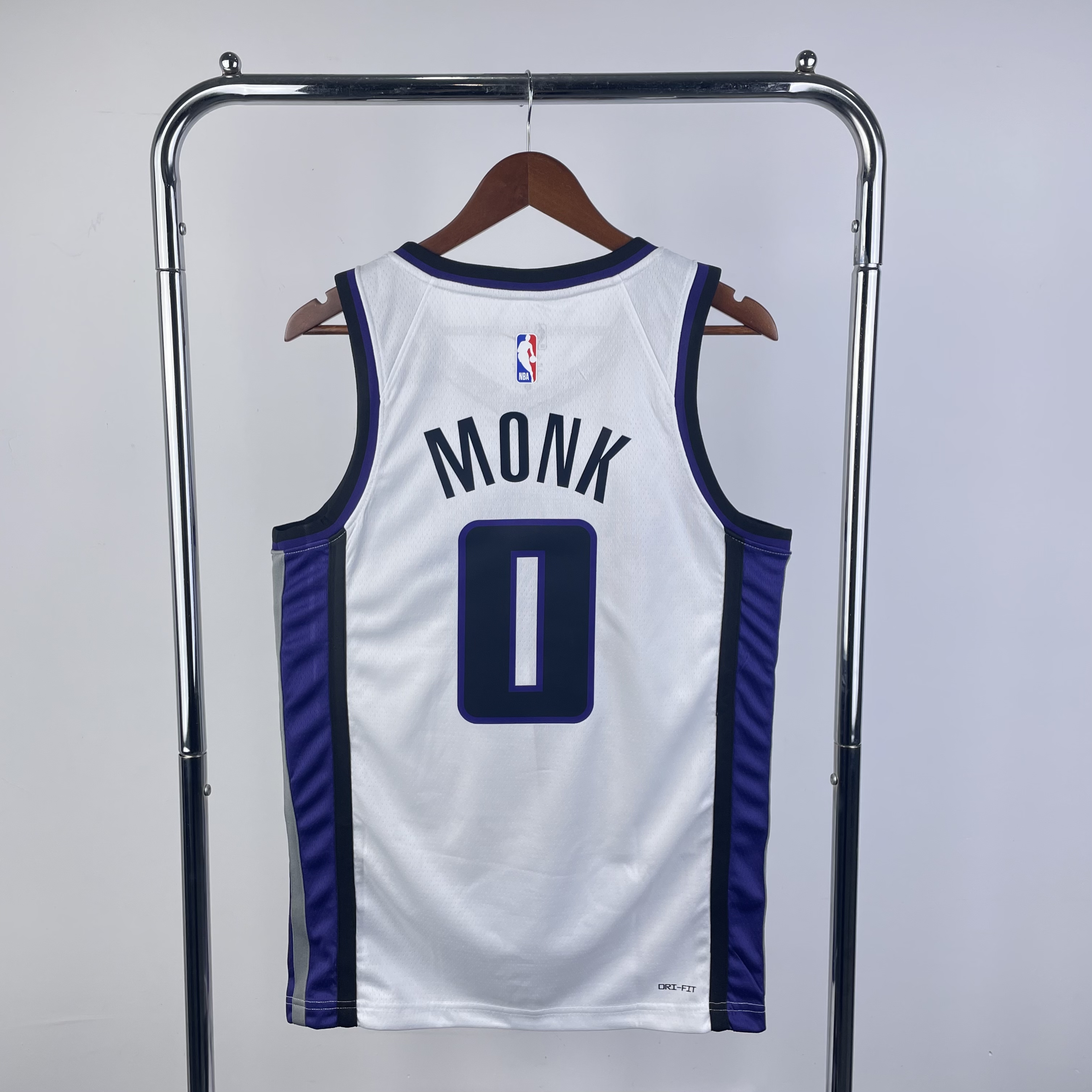 24 SEASON SACRAMENTO KINGS Home  #0 MONK