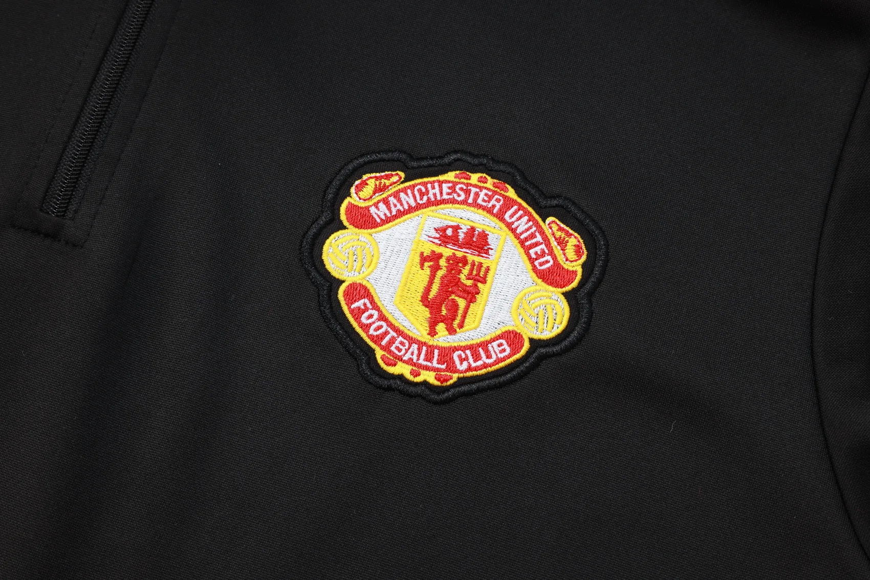 Adult/ Kids Manchester united 24/25 half zipper Training B2506