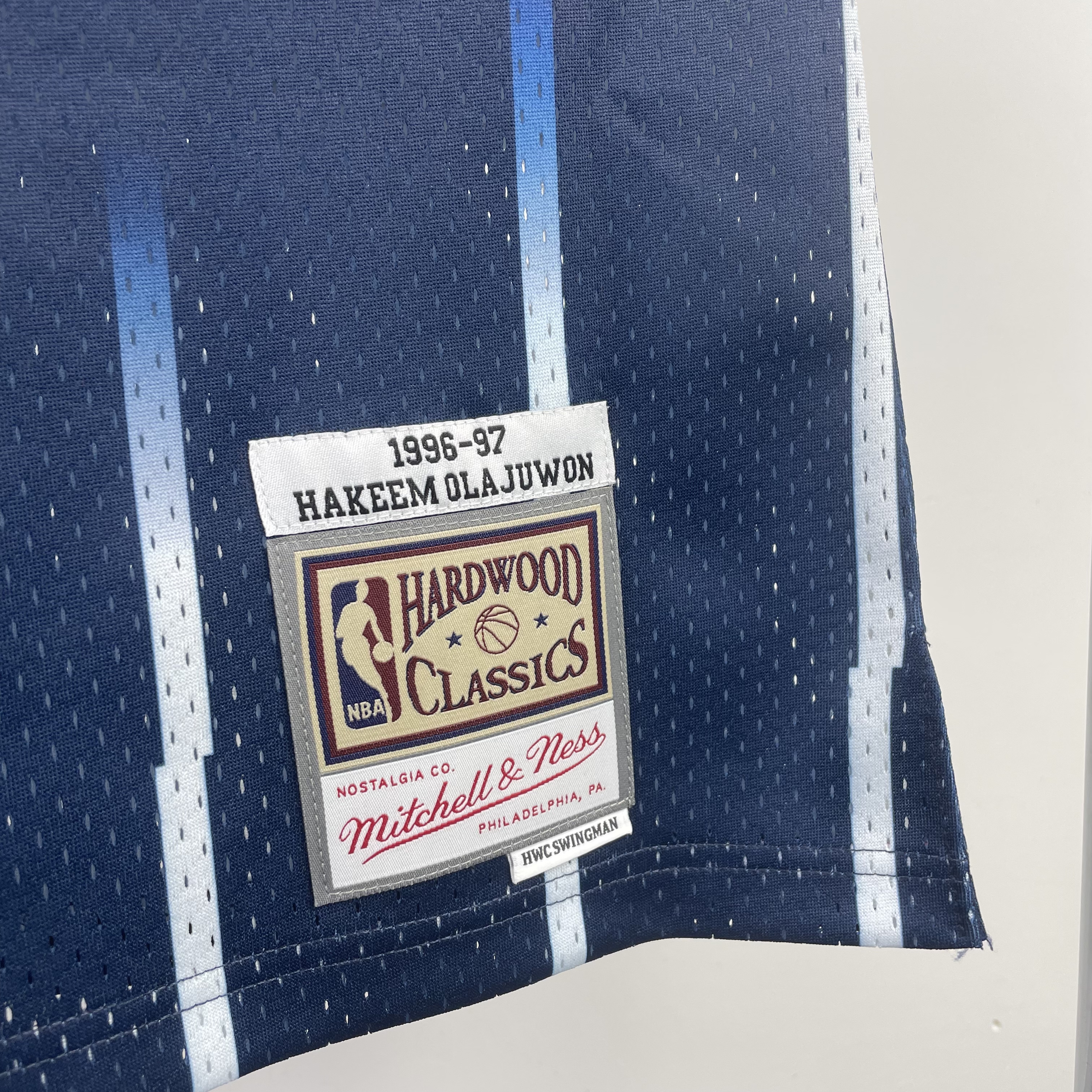 Retro 96/97 Season Rockets #34 OLAJUWON