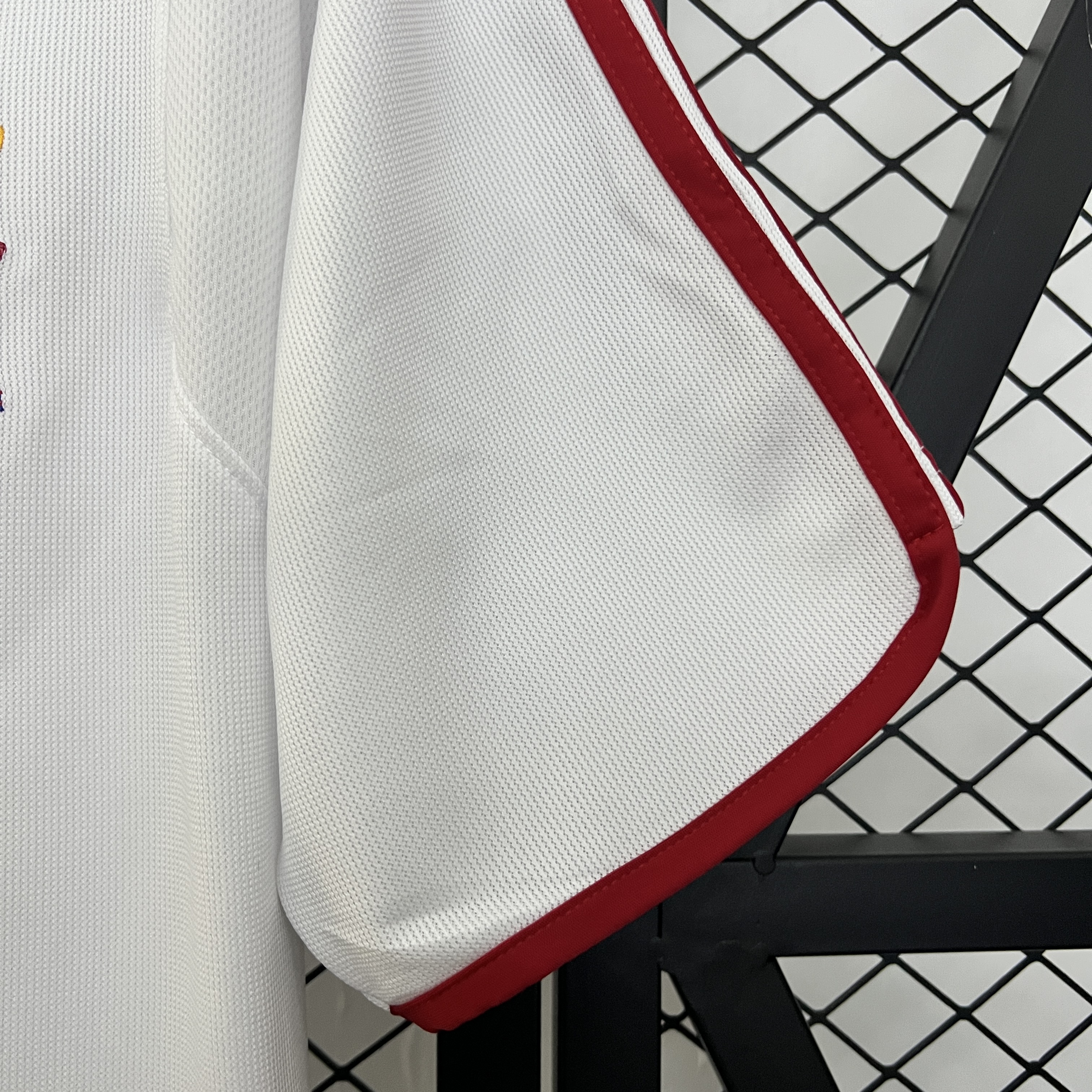 Retro Spain 2000 Away Kit