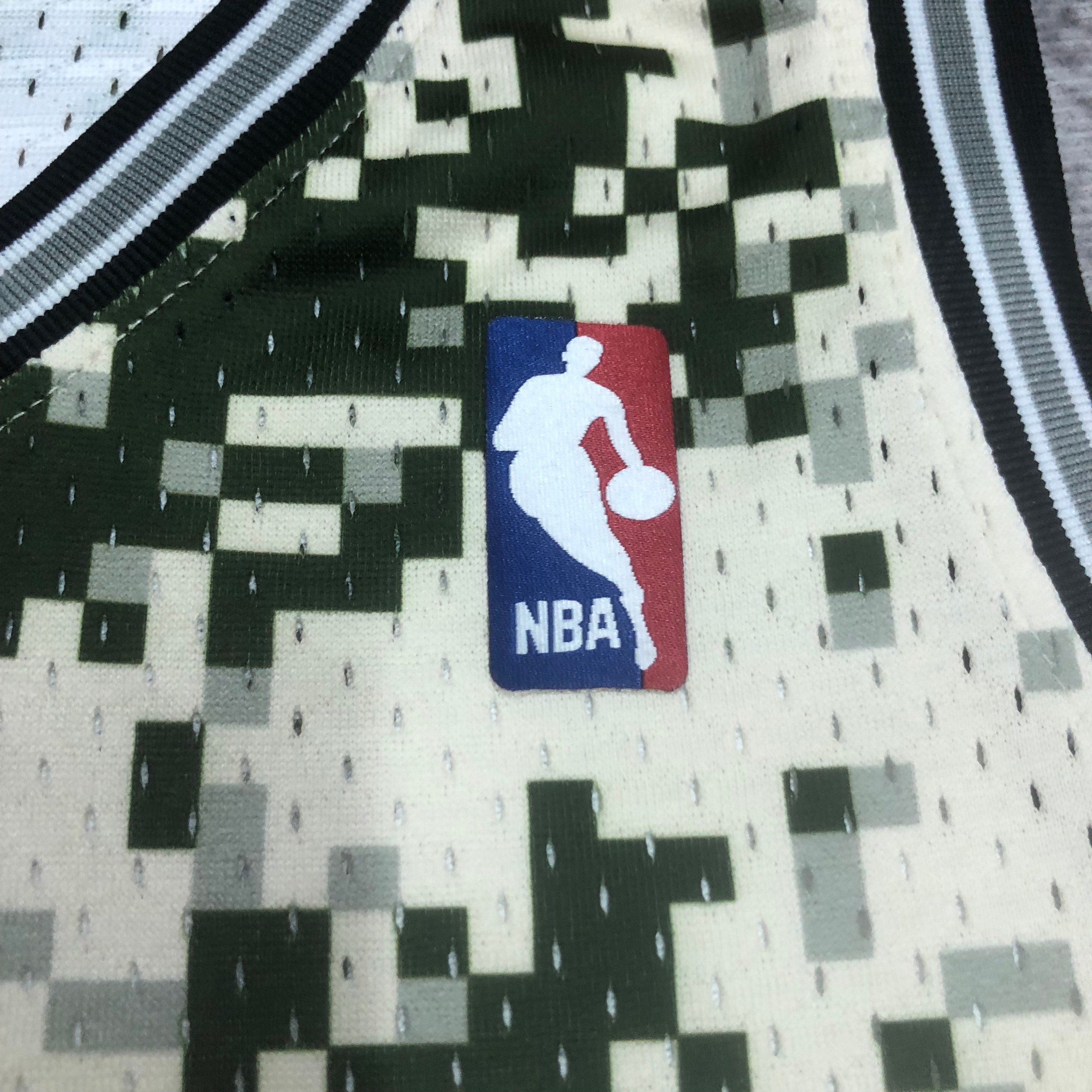 MN Heat Press Retro: San Antonio Spurs 13/14 Season #9
