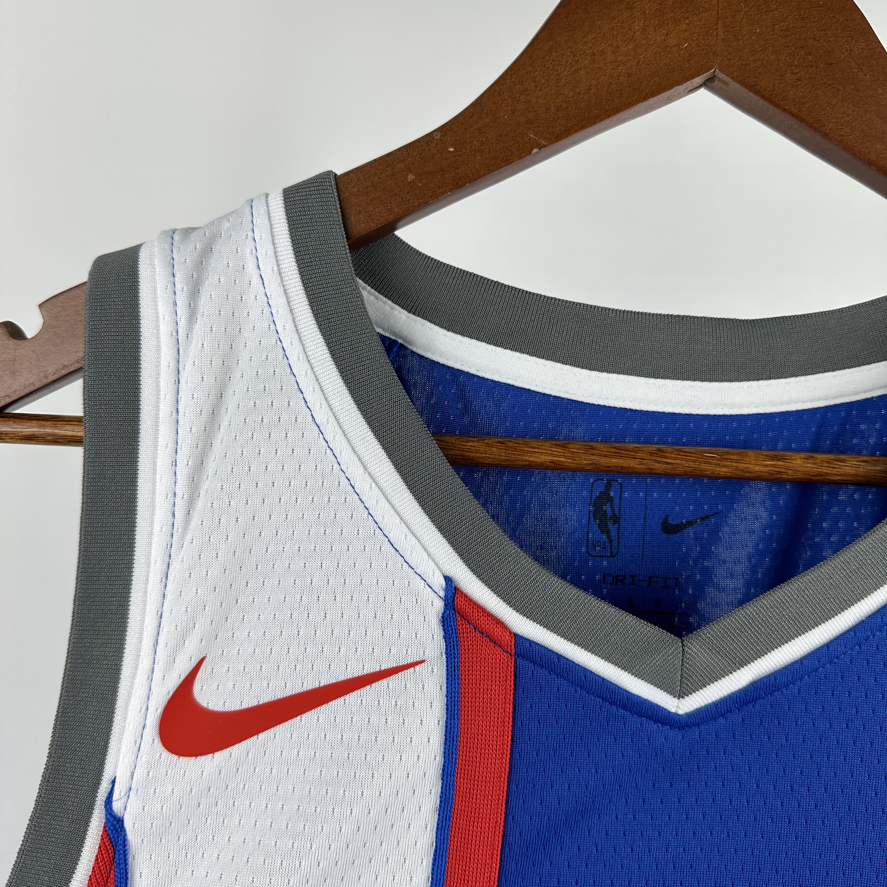 24 SEASON SACRAMENTO KINGS CITY  #5 FOX