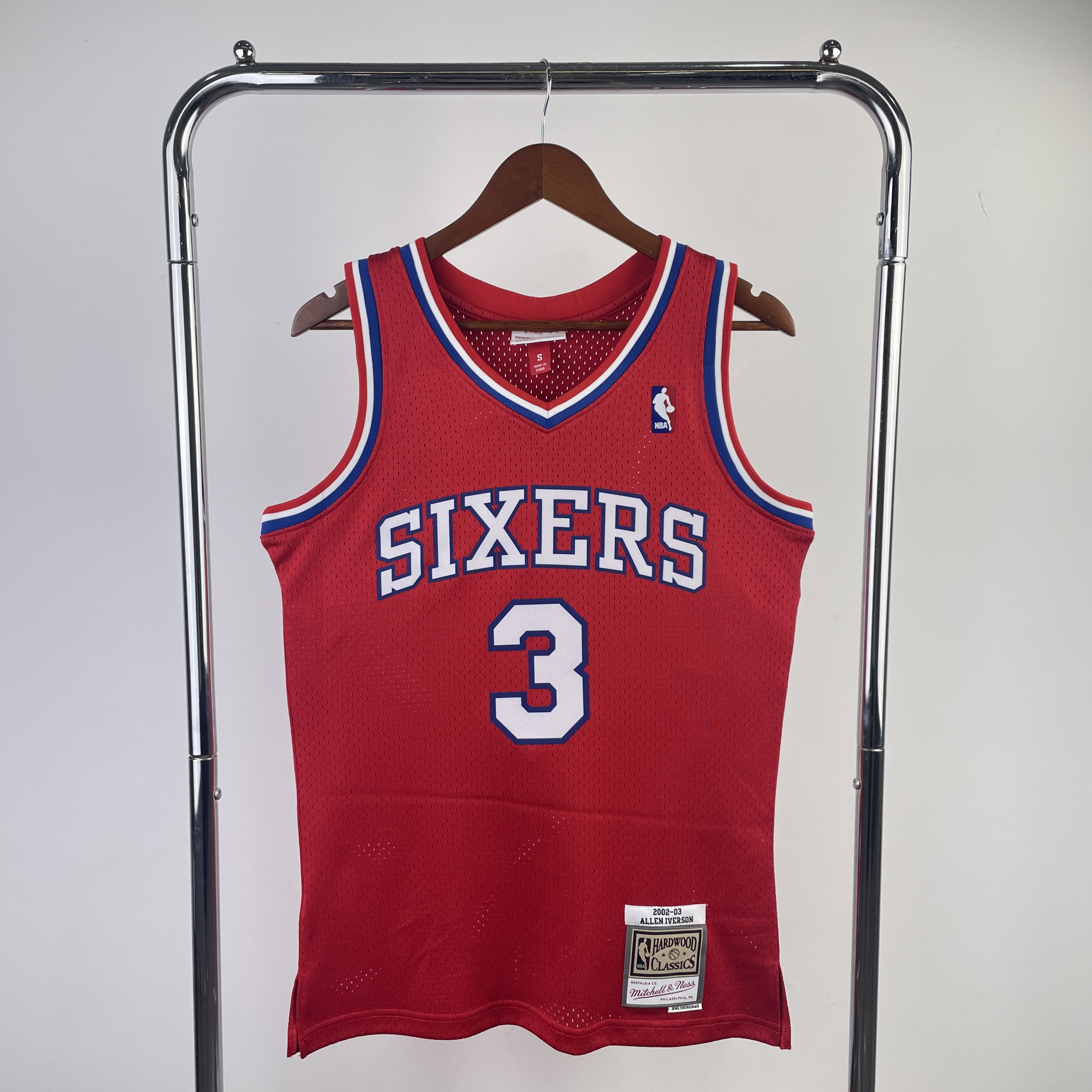 MN Heat Pressed Retro : Philadelphia 76ers 96/97 Red #3